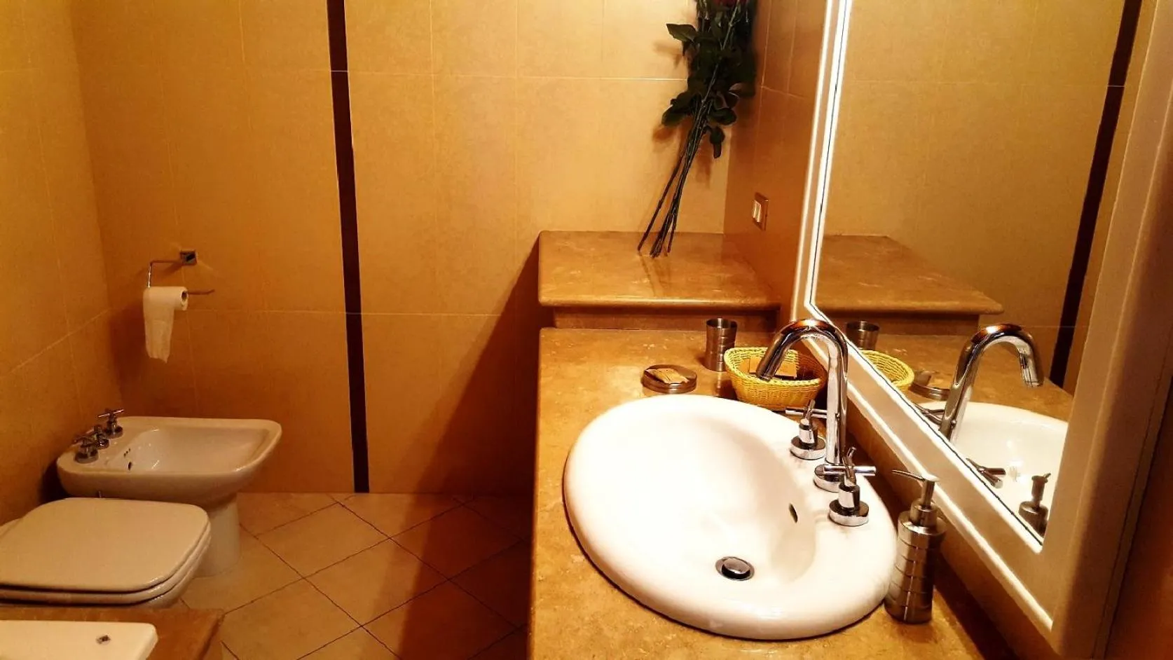 Toilet in Palazzo Zimatore Residenza D'Epoca