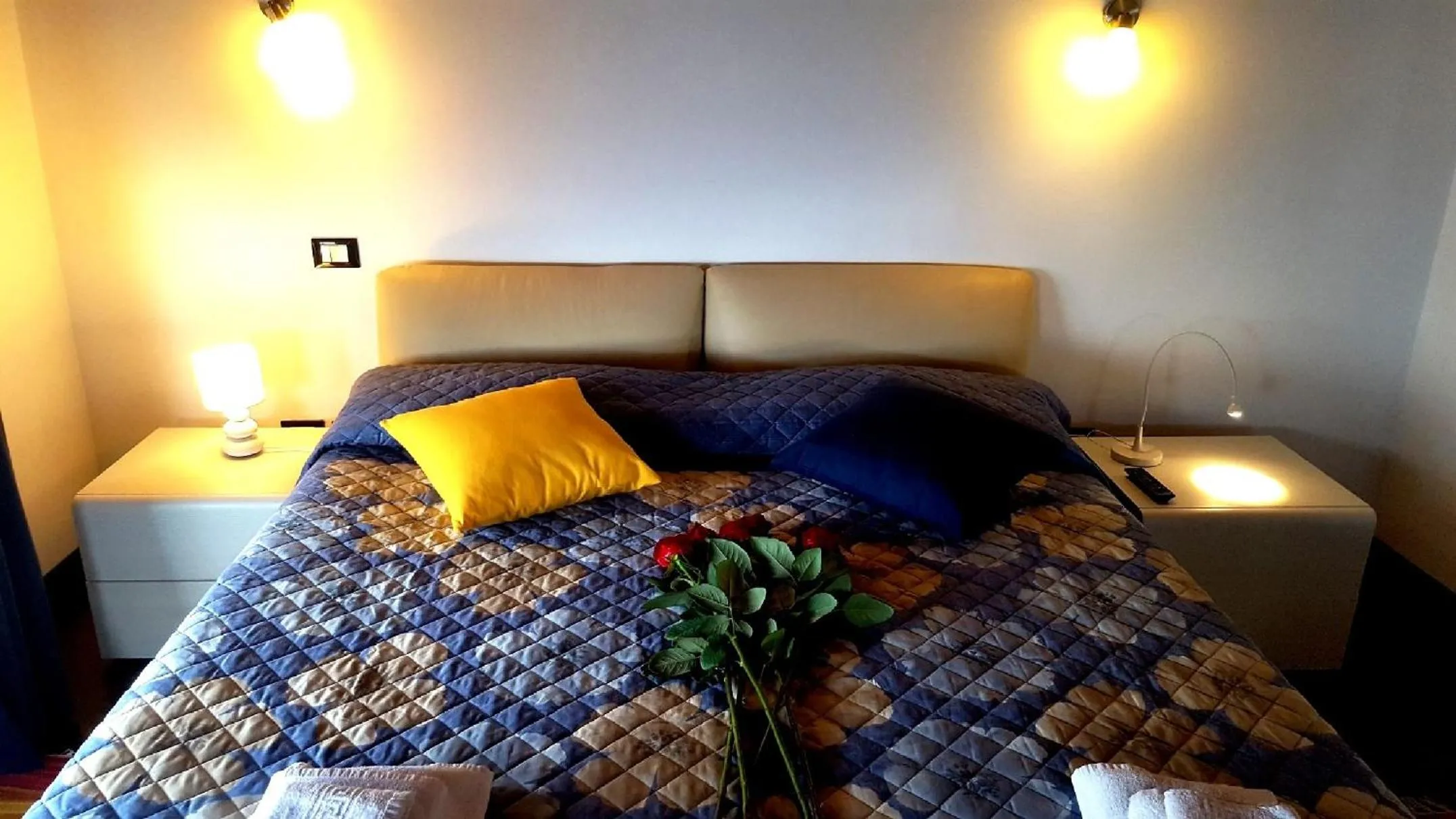 Bed in Palazzo Zimatore Residenza D'Epoca