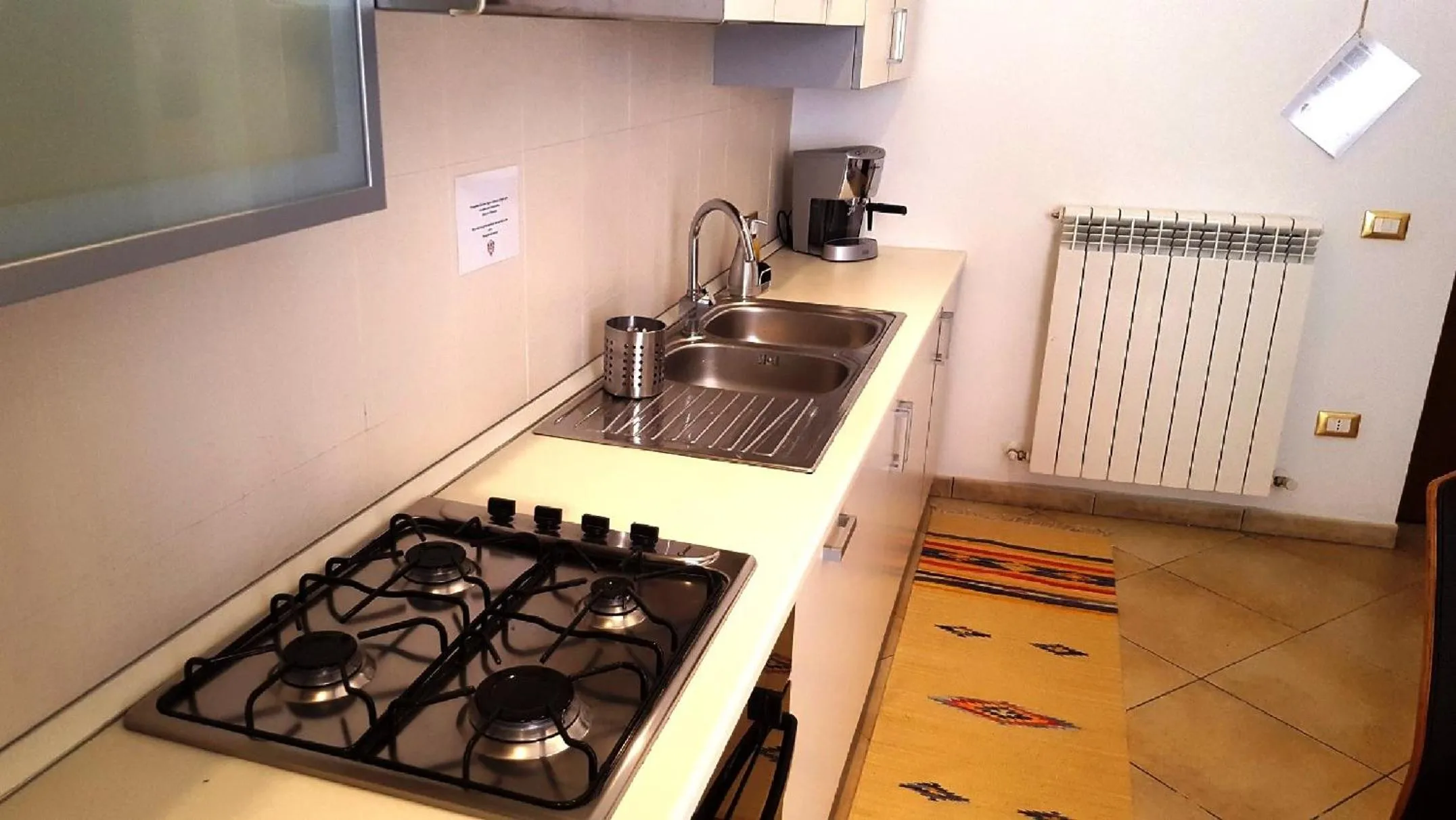 Kitchen or kitchenette in Palazzo Zimatore Residenza D'Epoca