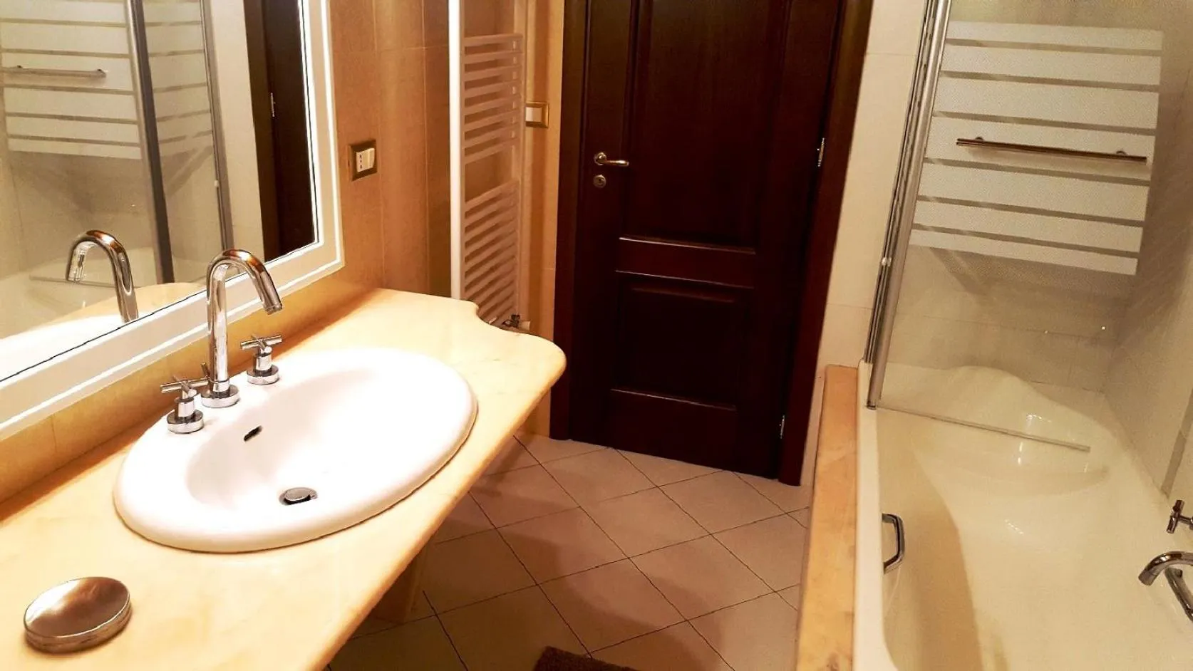 Shower in Palazzo Zimatore Residenza D'Epoca