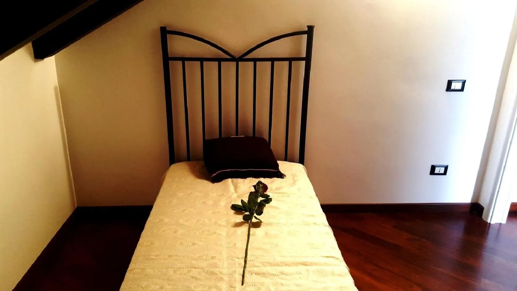 Bed in Palazzo Zimatore Residenza D'Epoca