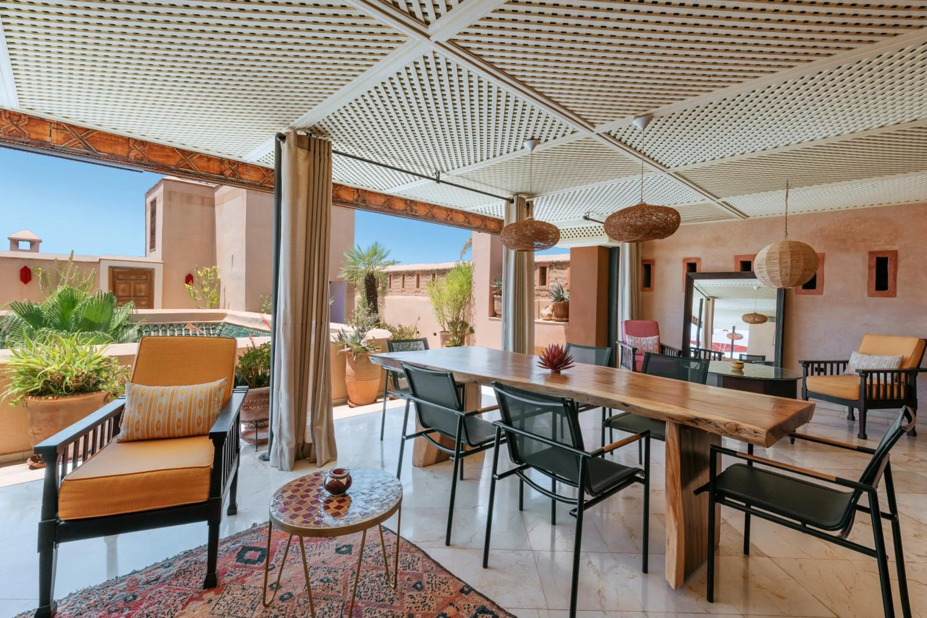 Property building in Riad Siwan