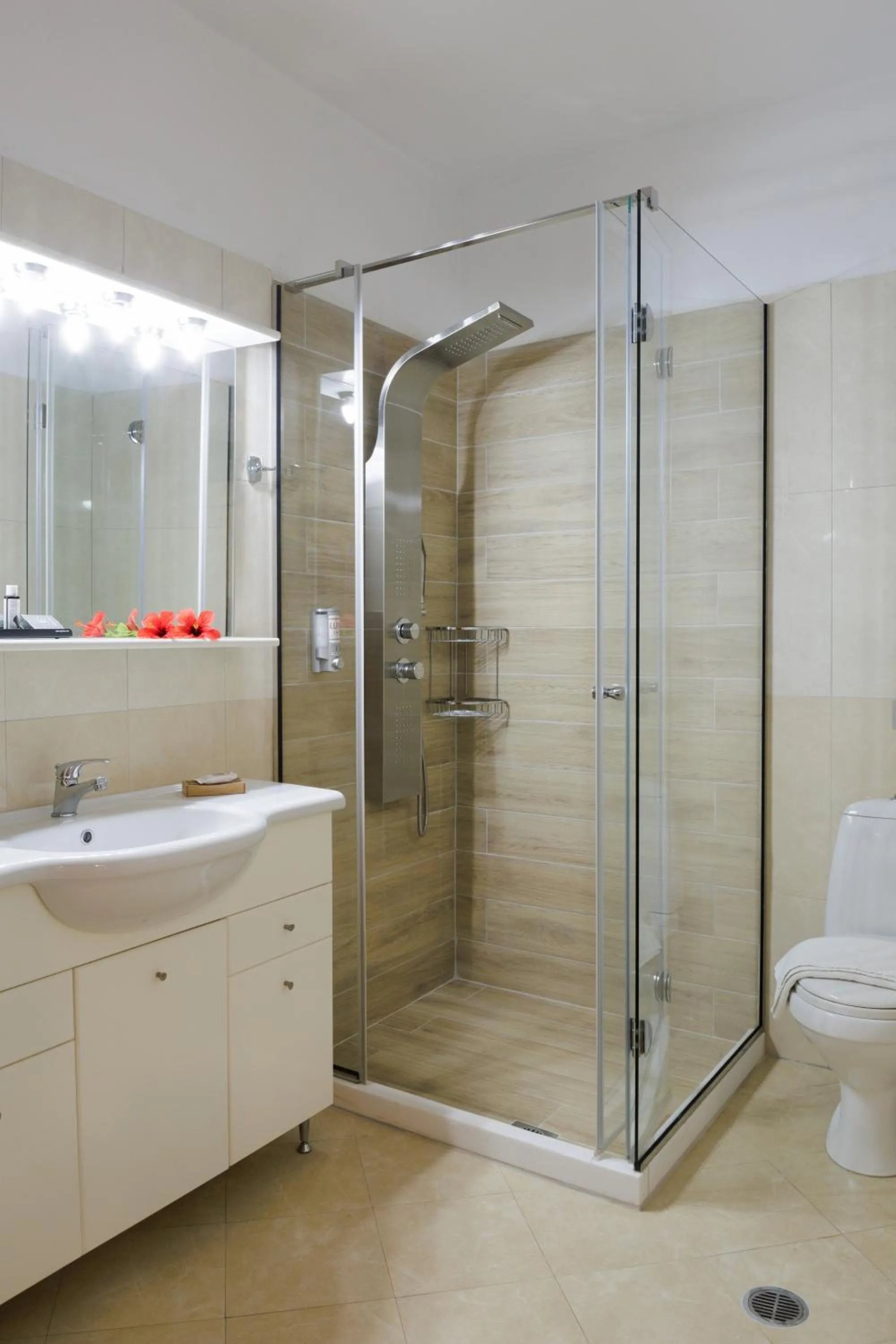 Shower in Blue Horizon Suites