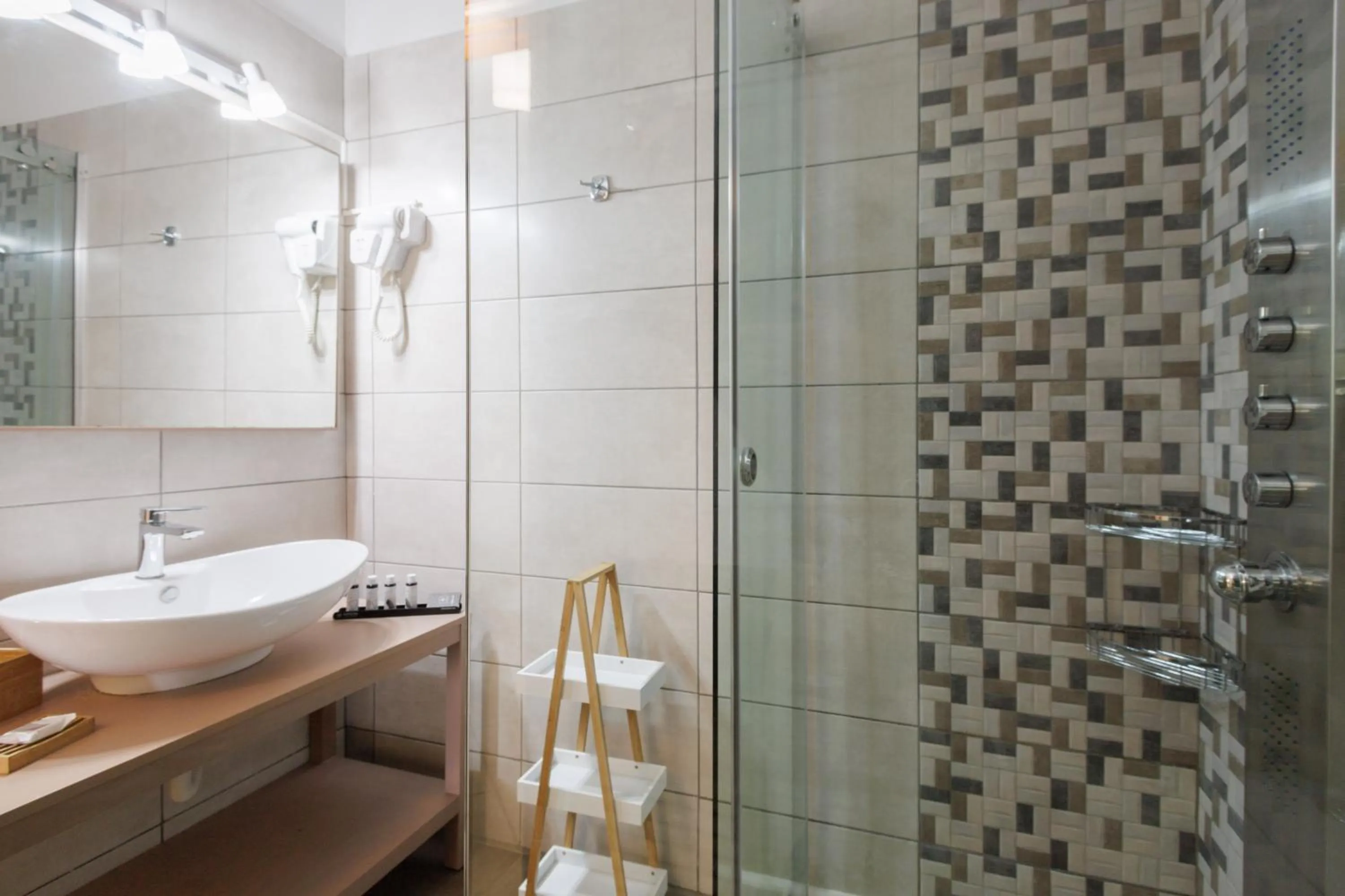 Shower in Blue Horizon Suites