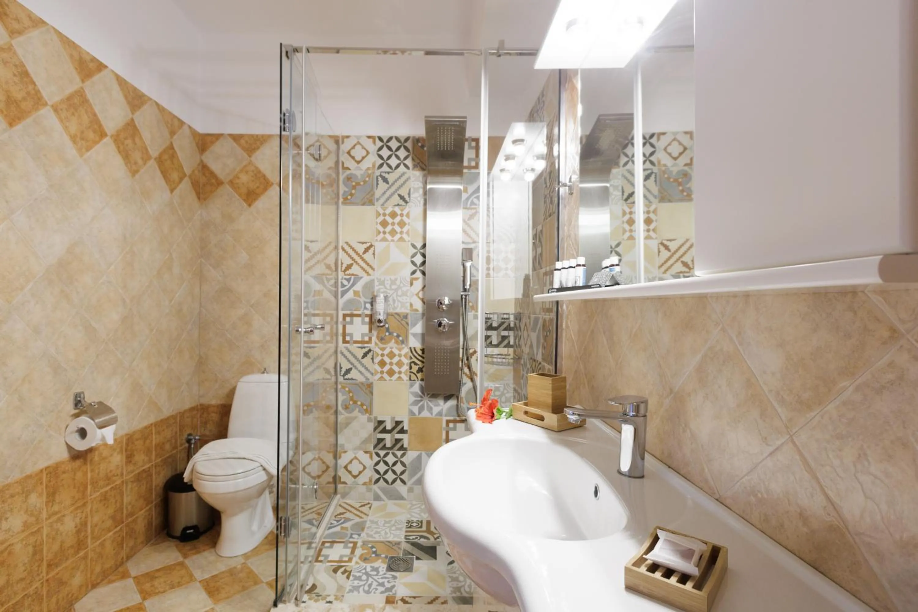 Shower in Blue Horizon Suites