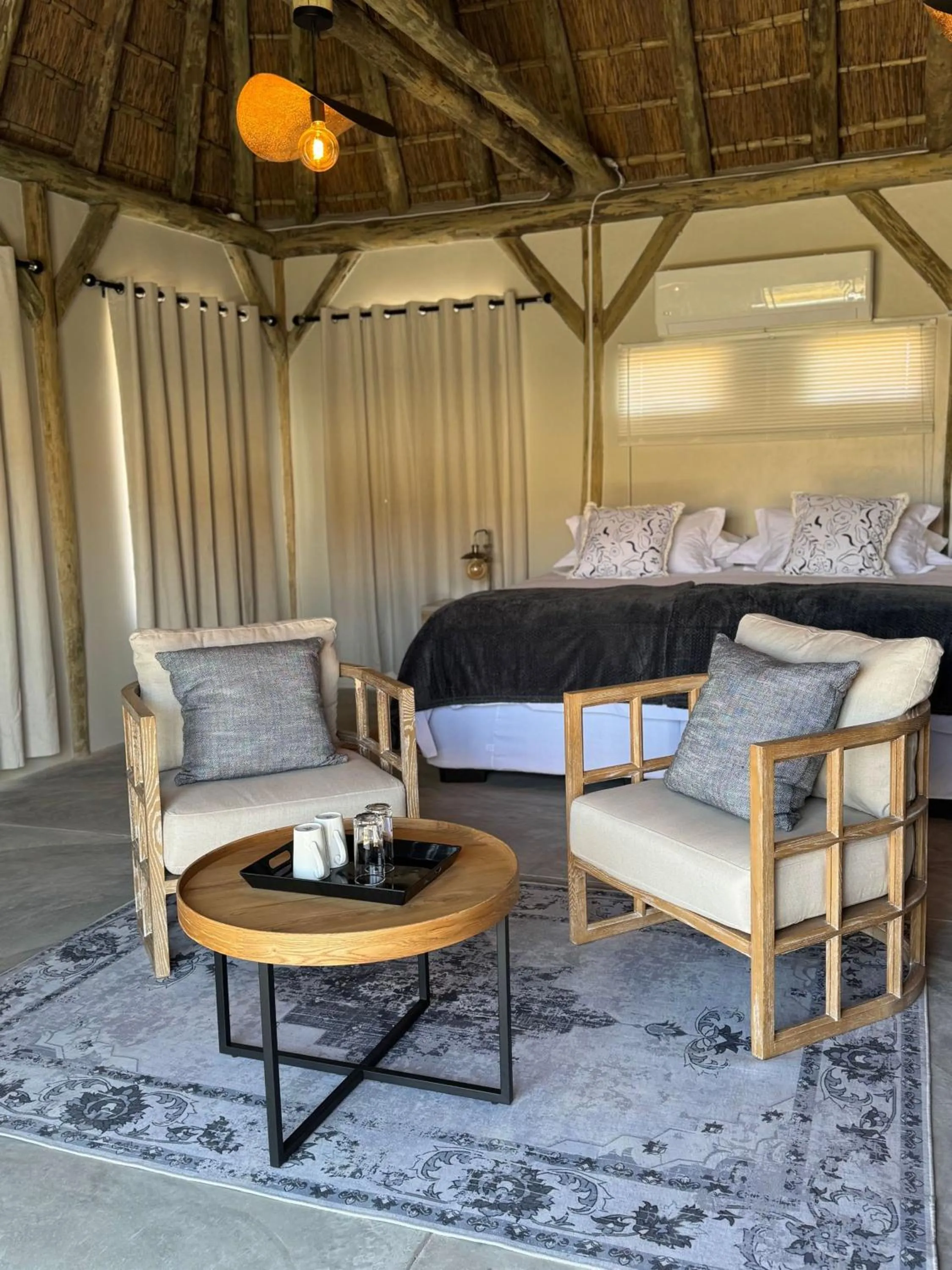 Seating area, Bed in Tsauchab River Camp