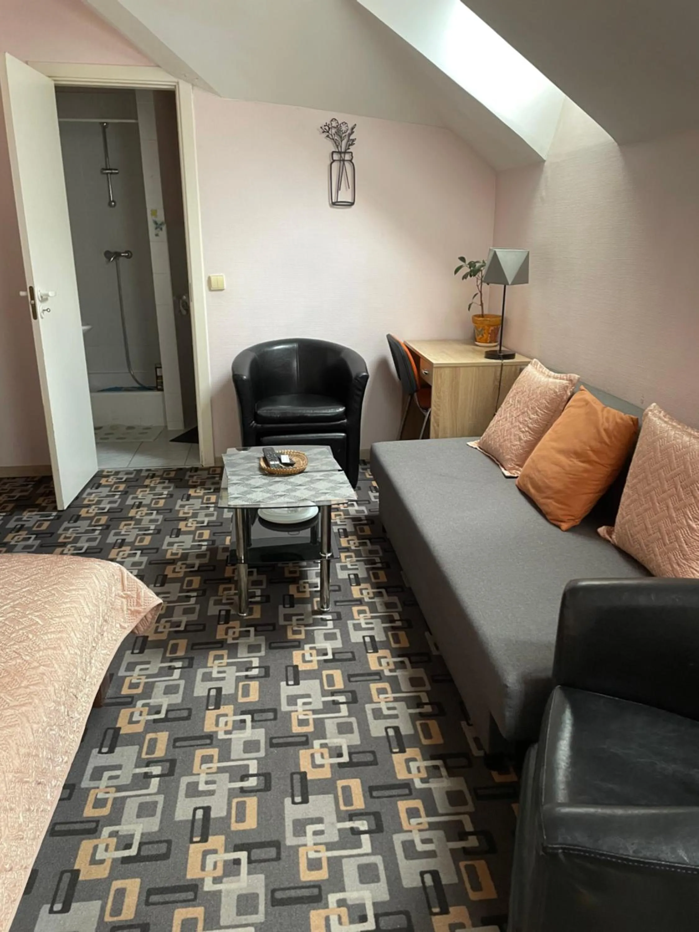 Photo of the whole room in Valentina's Rooms