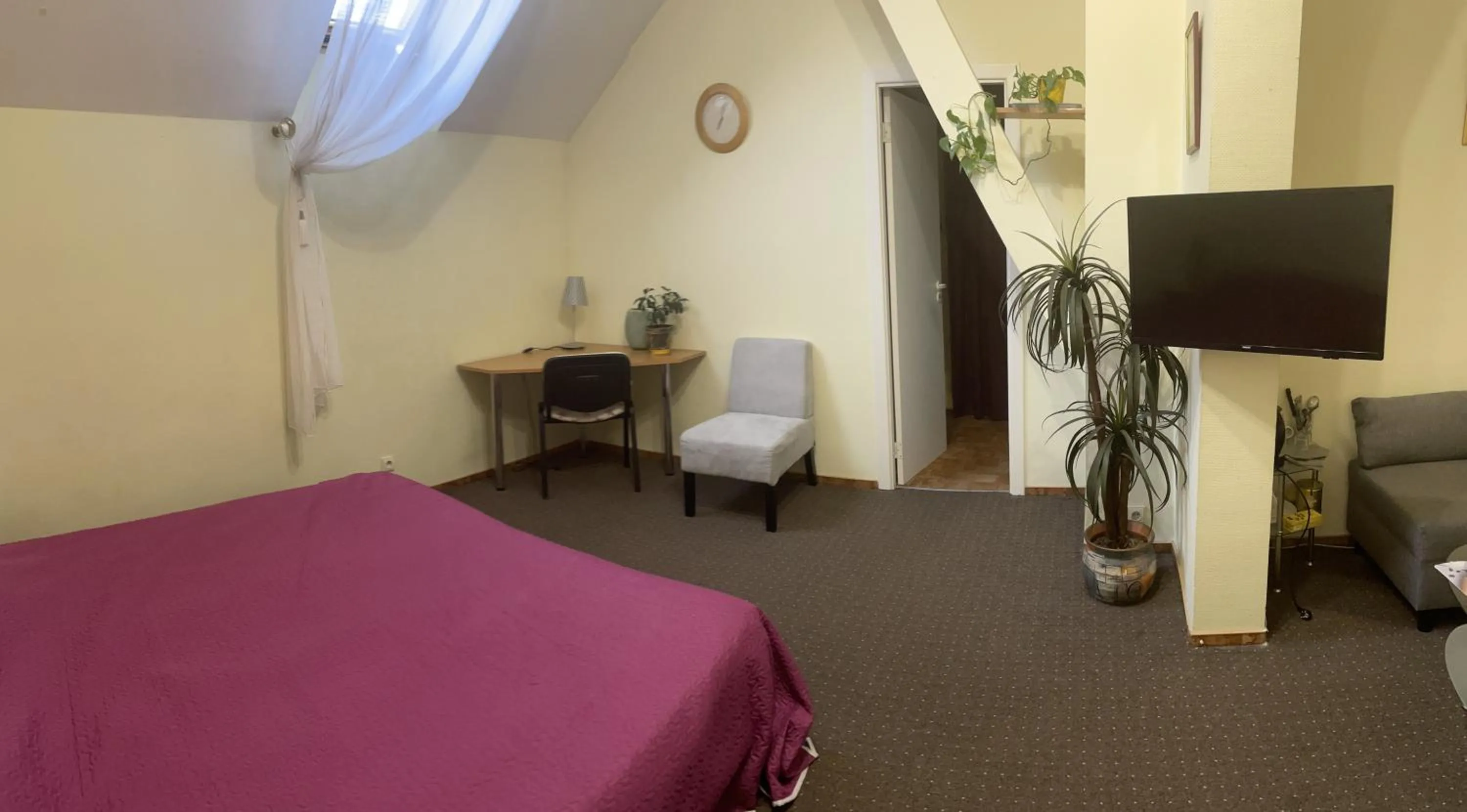 Photo of the whole room, Bed in Valentina's Rooms
