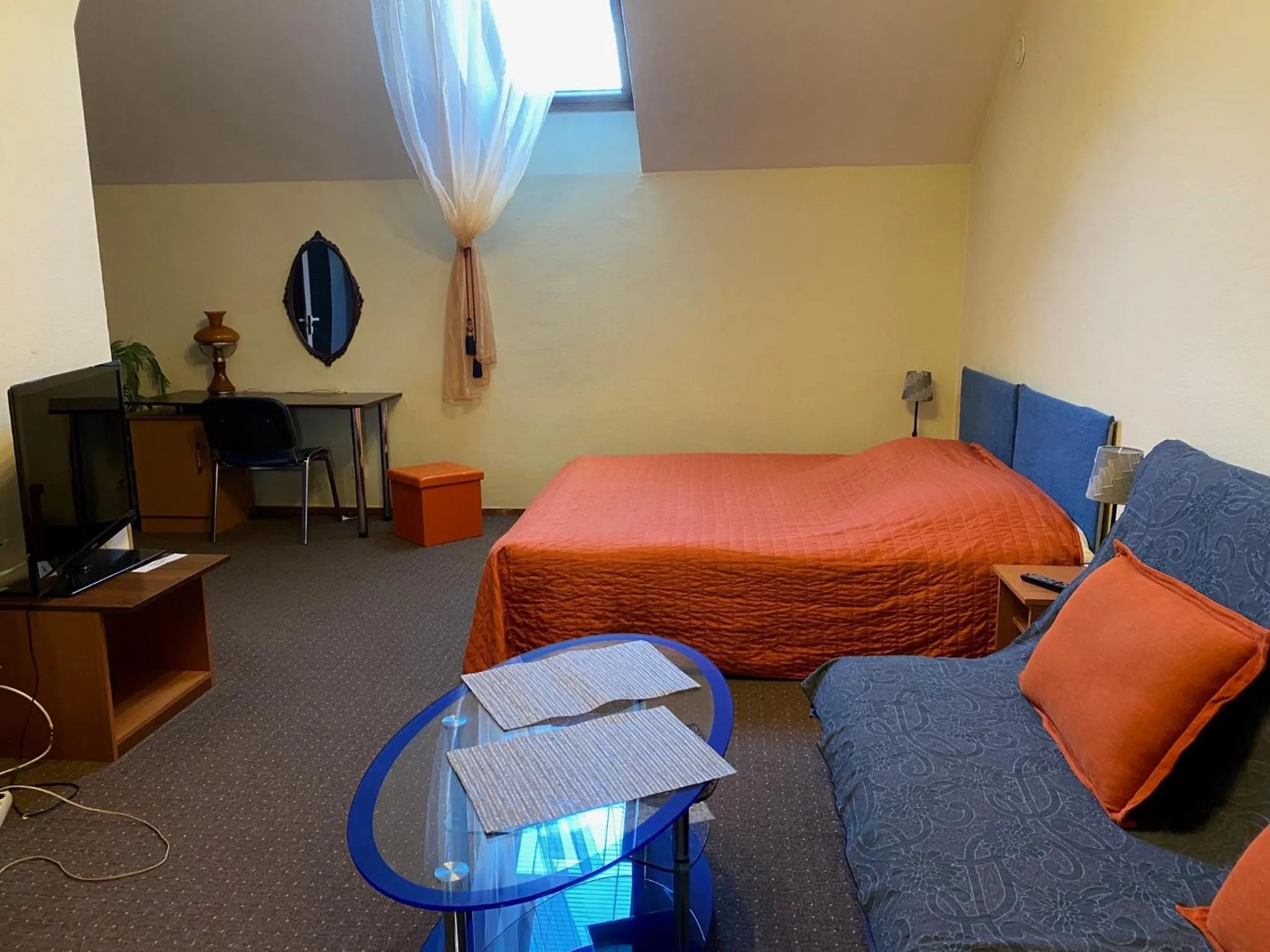 Photo of the whole room, Bed in Valentina's Rooms