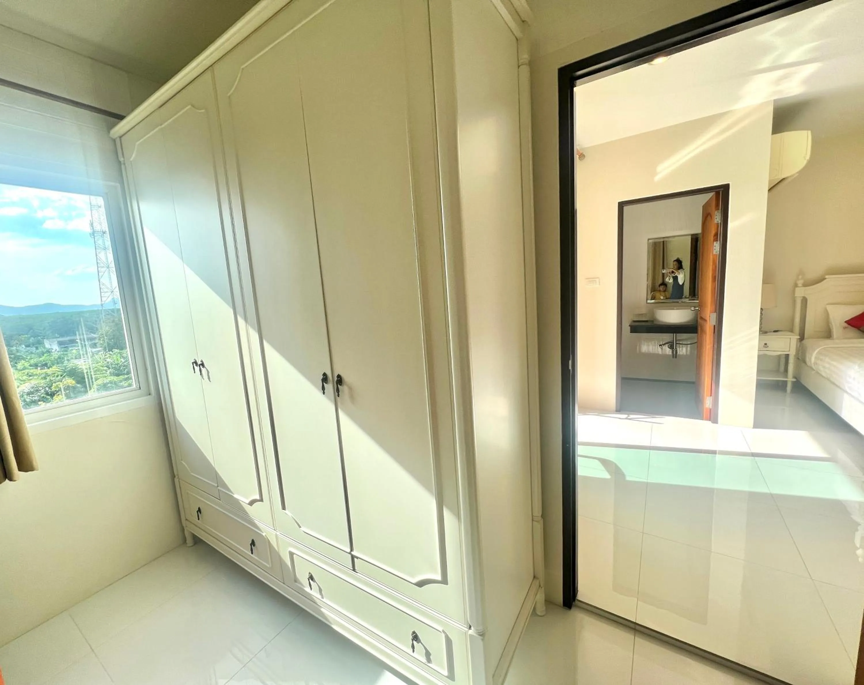 wardrobe in JS Residence Krabi