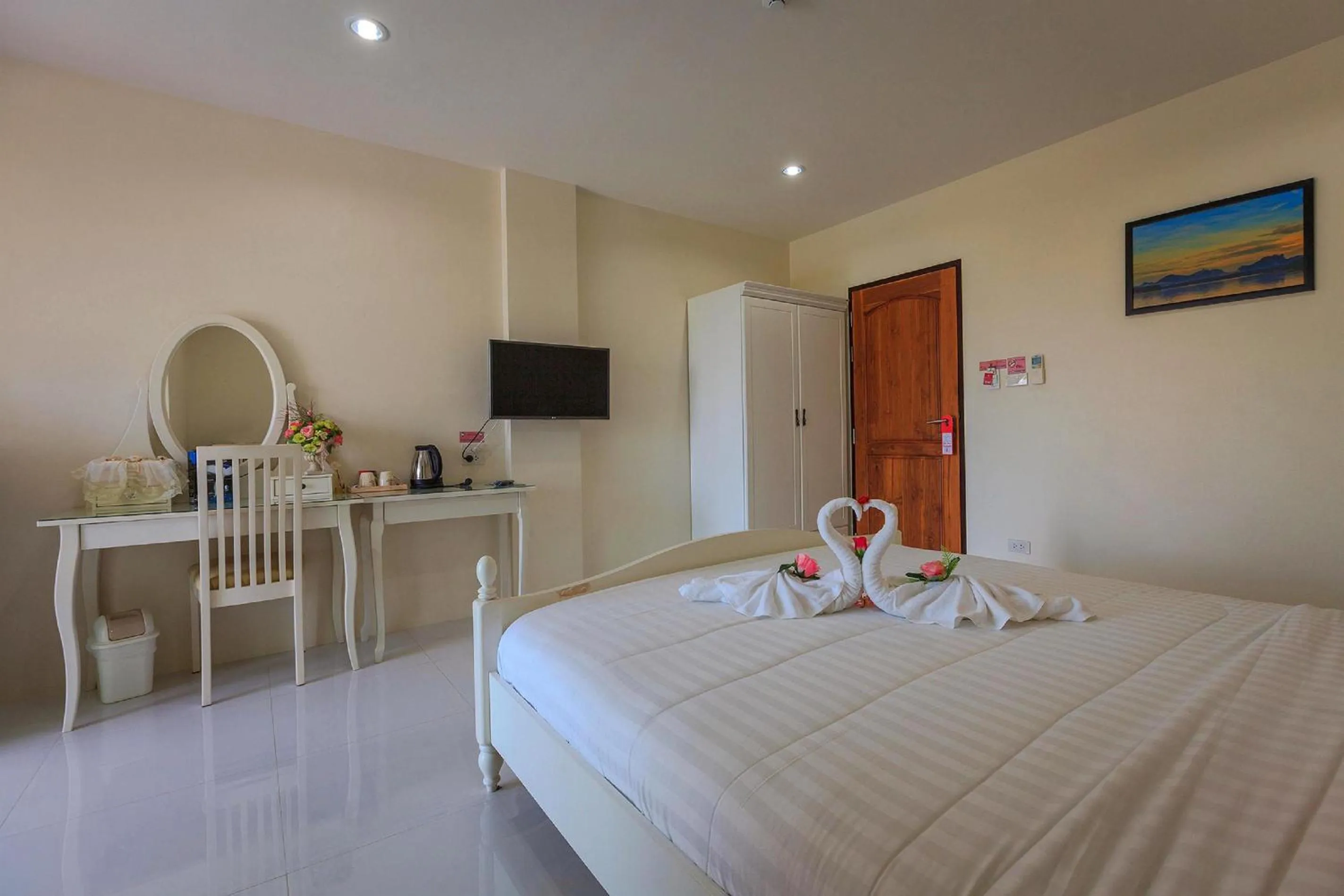 Bedroom, Bed in JS Residence Krabi