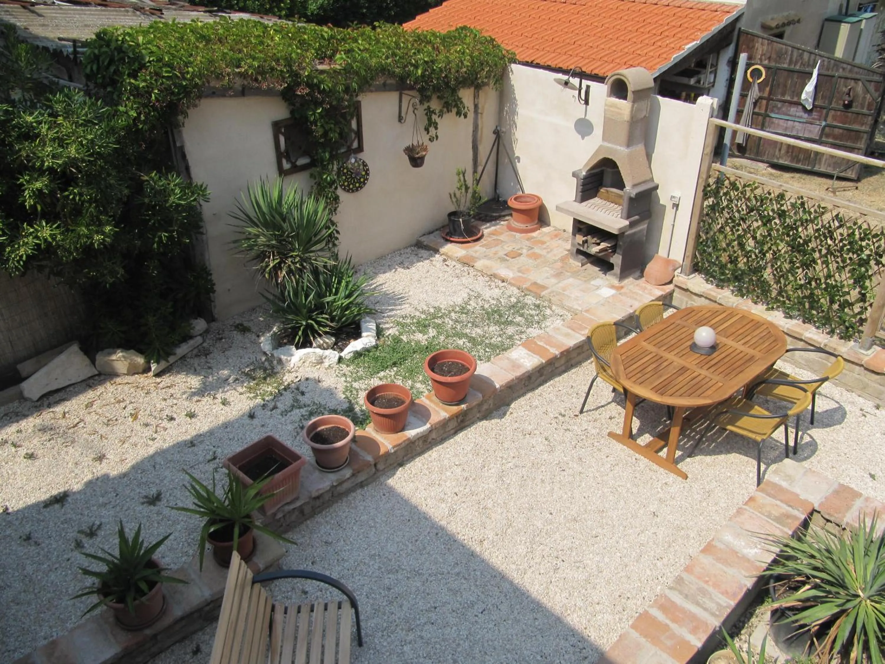 BBQ facilities in Acquamarina B&B Casa vacanze