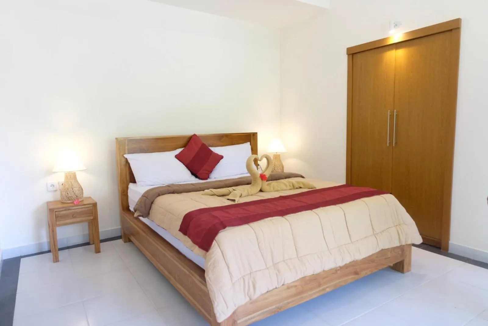 Bed in Ary House Ubud