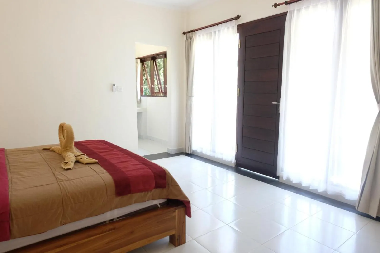 Bed in Ary House Ubud