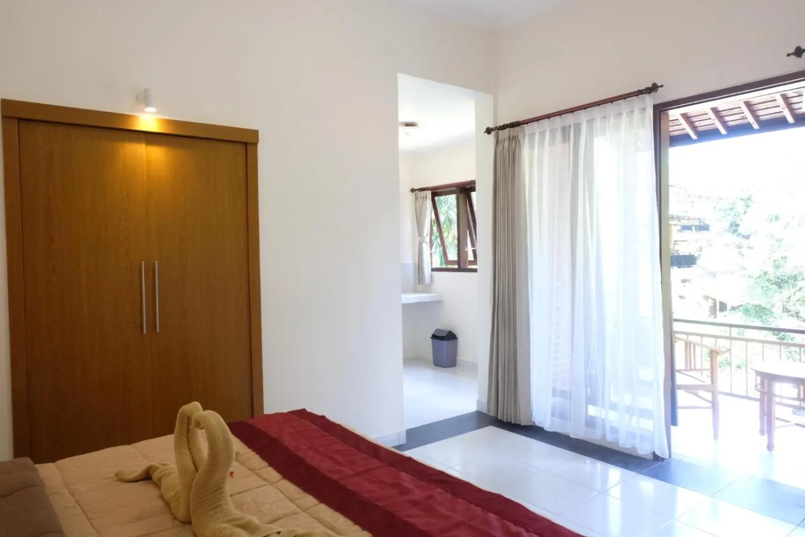 Bed in Ary House Ubud