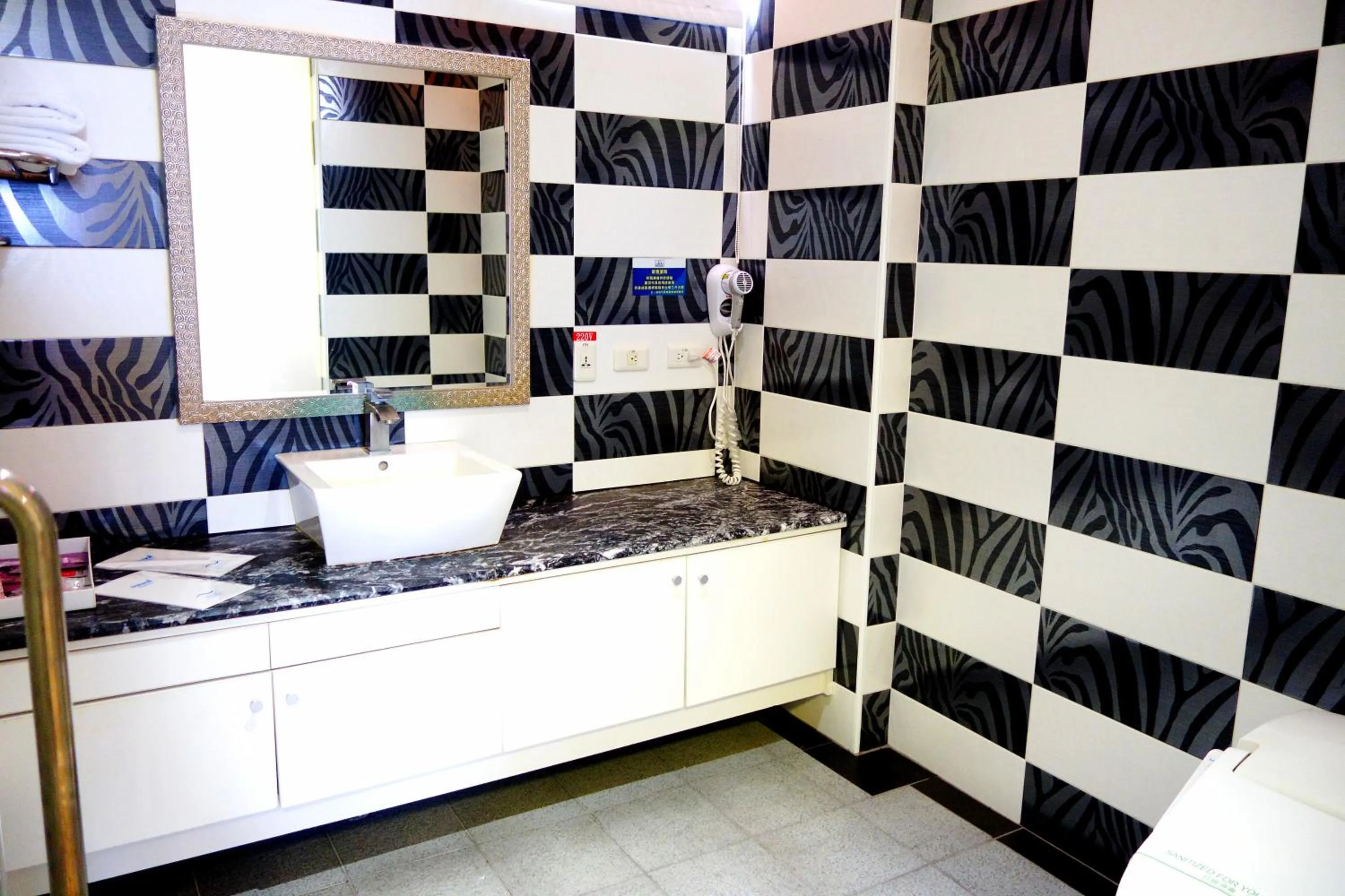 Zheng Yi Classic Hotel & Motel