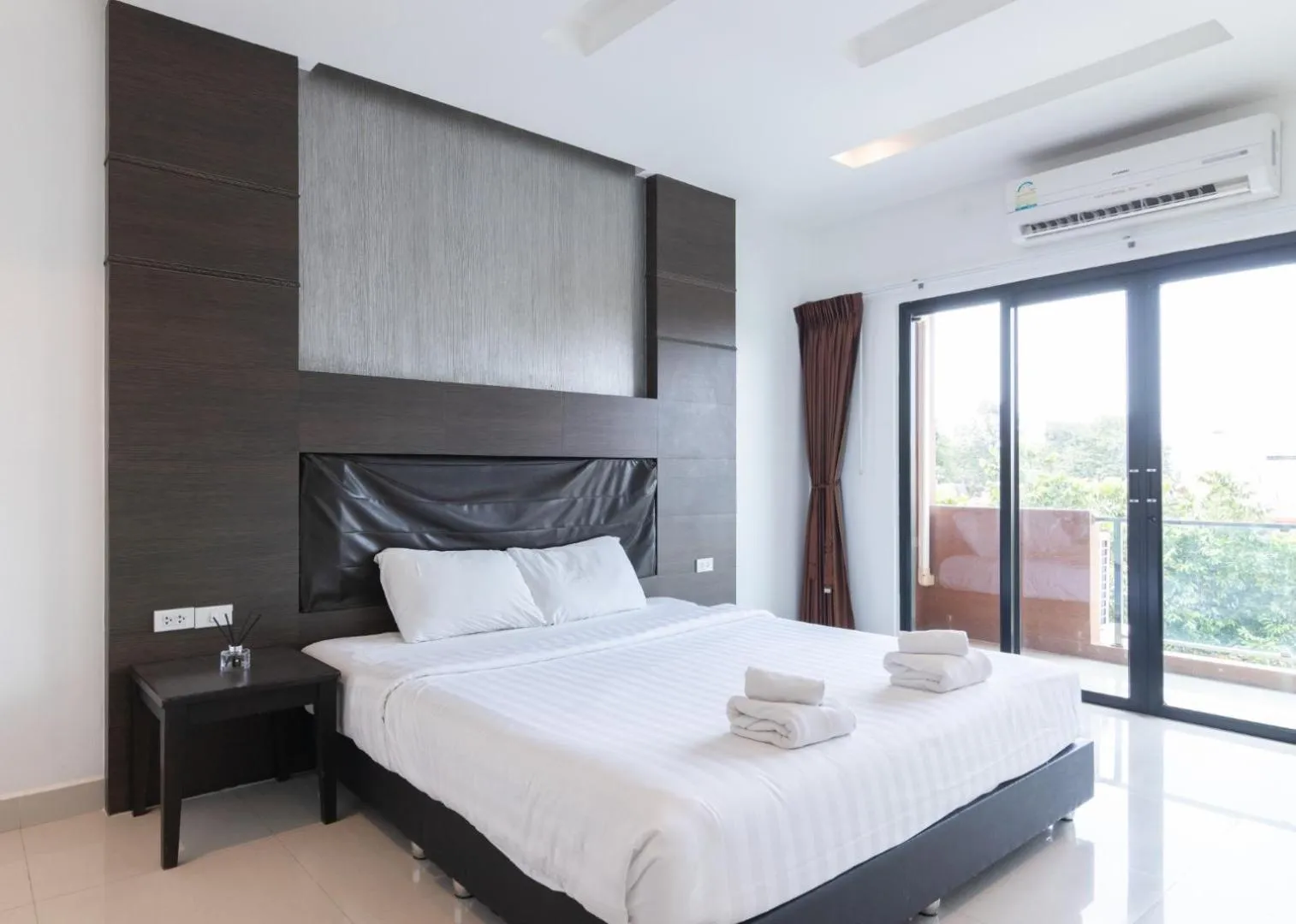 Bedroom, Bed in Tribe Pattaya