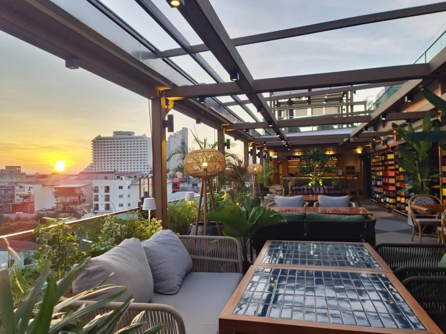 Day in Tribe Pattaya