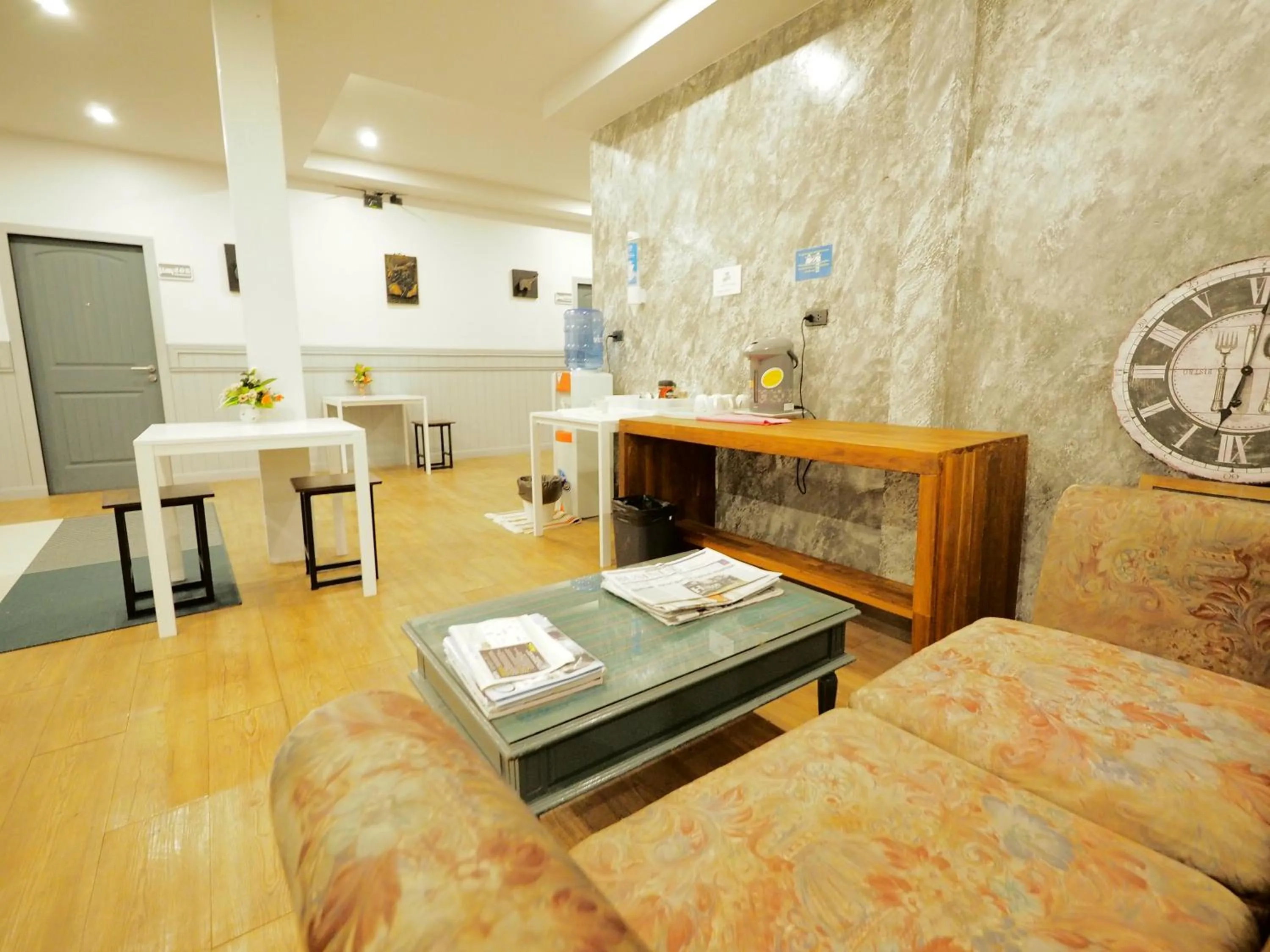 Restaurant/places to eat in Uno Chiangmai