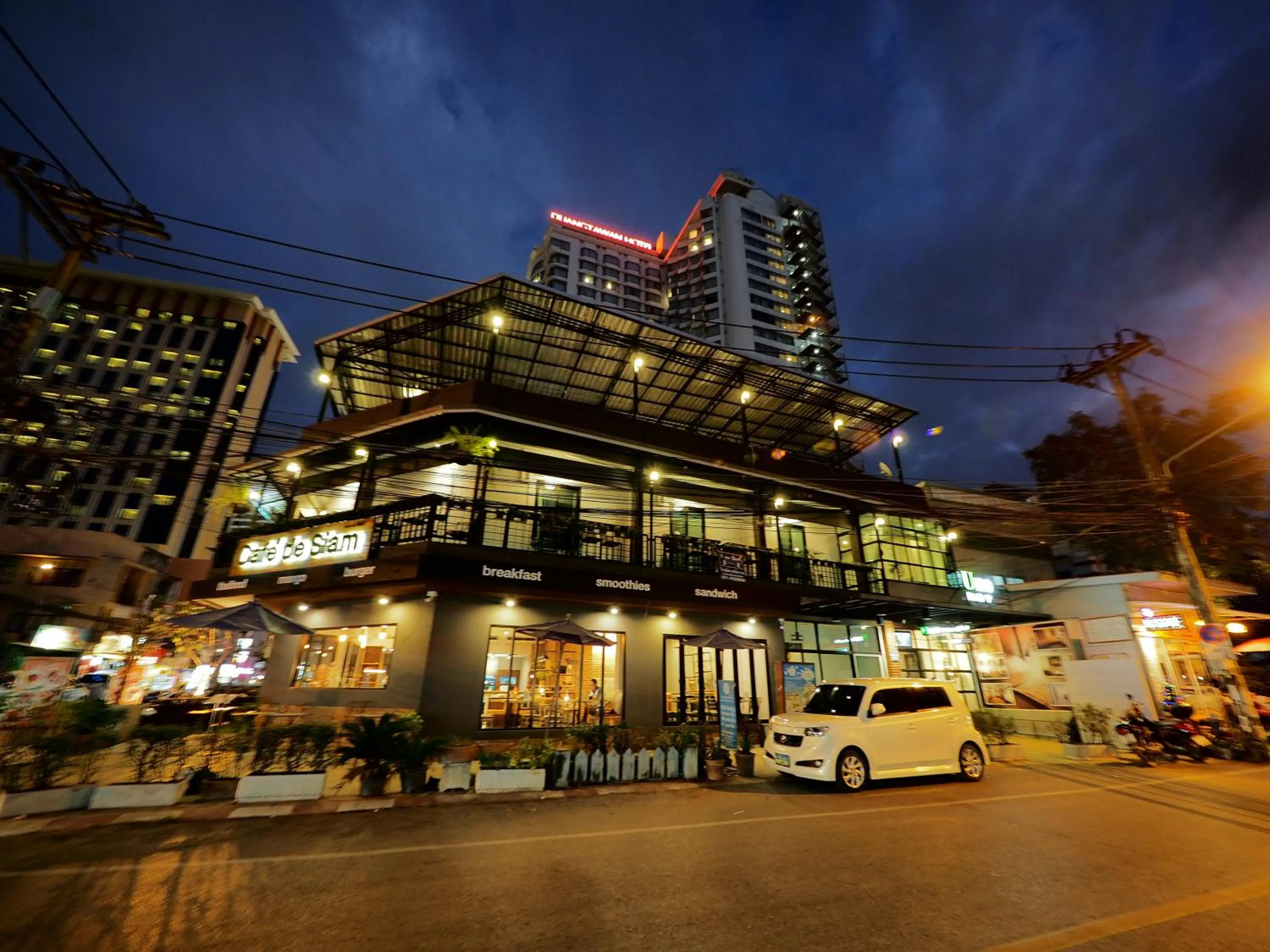 Property building in Uno Chiangmai