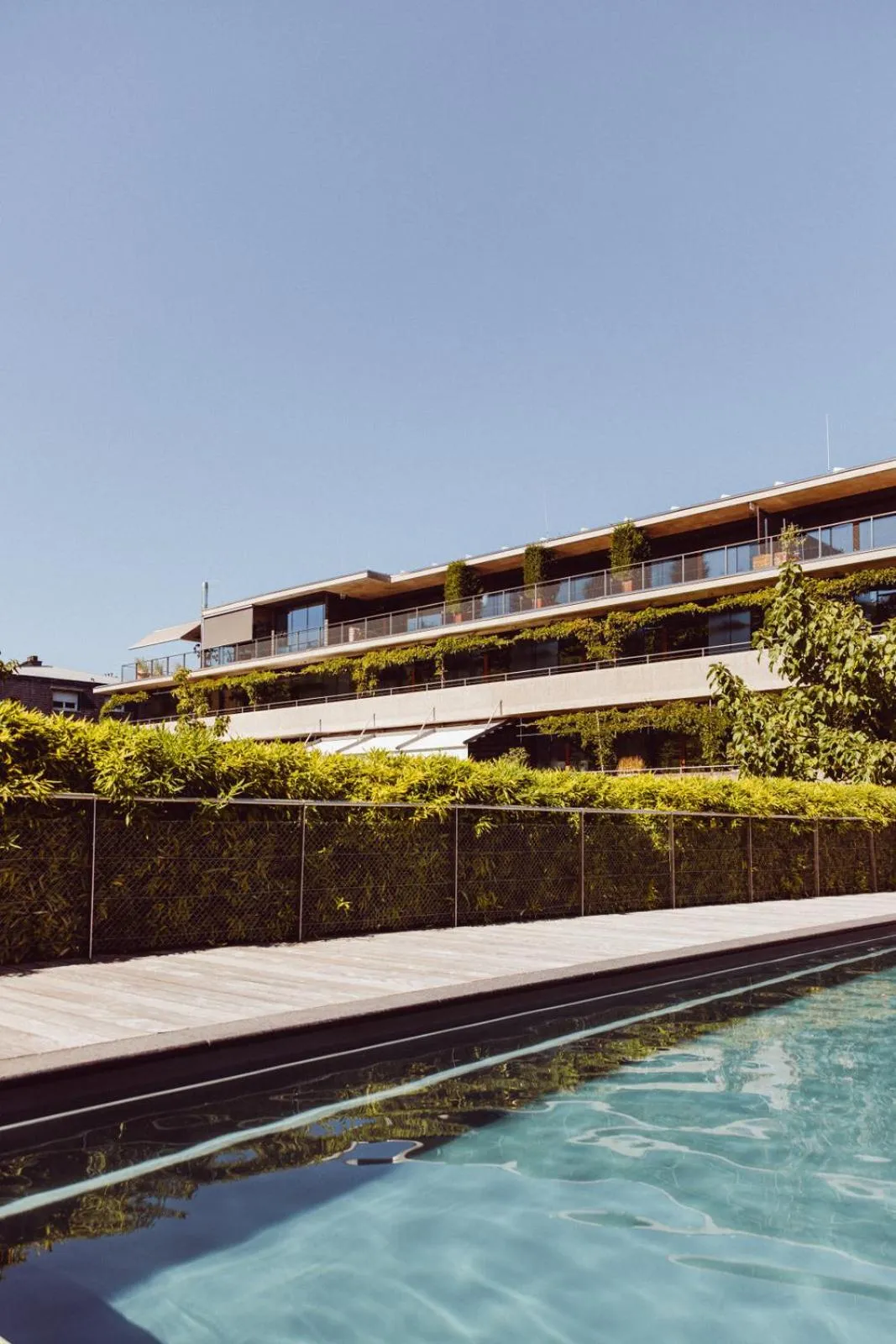 Property building in Hotel de l'Ecluse Superior