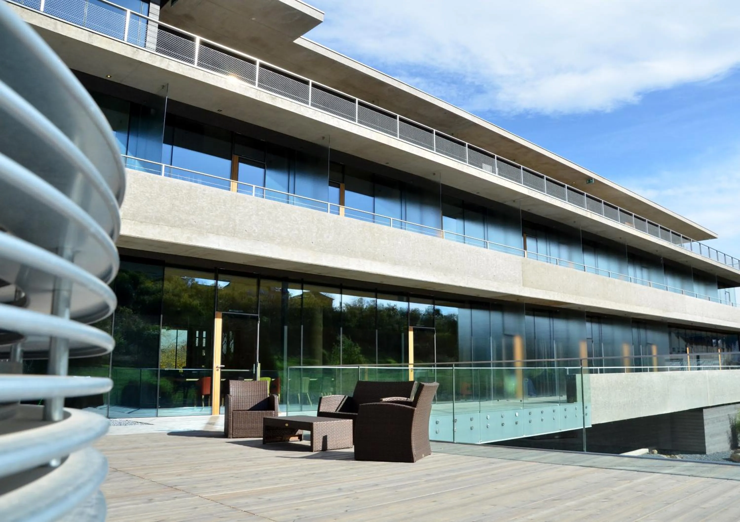 Facade/entrance in Hotel de l'Ecluse Superior