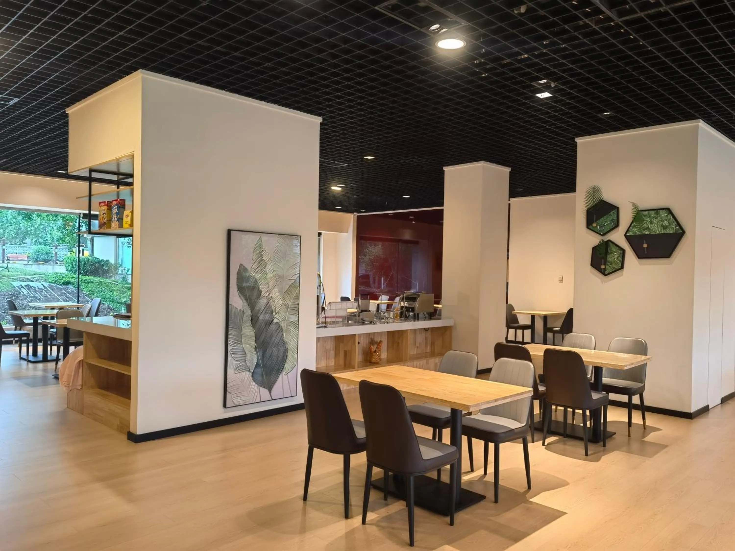 Restaurant/places to eat in Green Park Hotel Tianjin