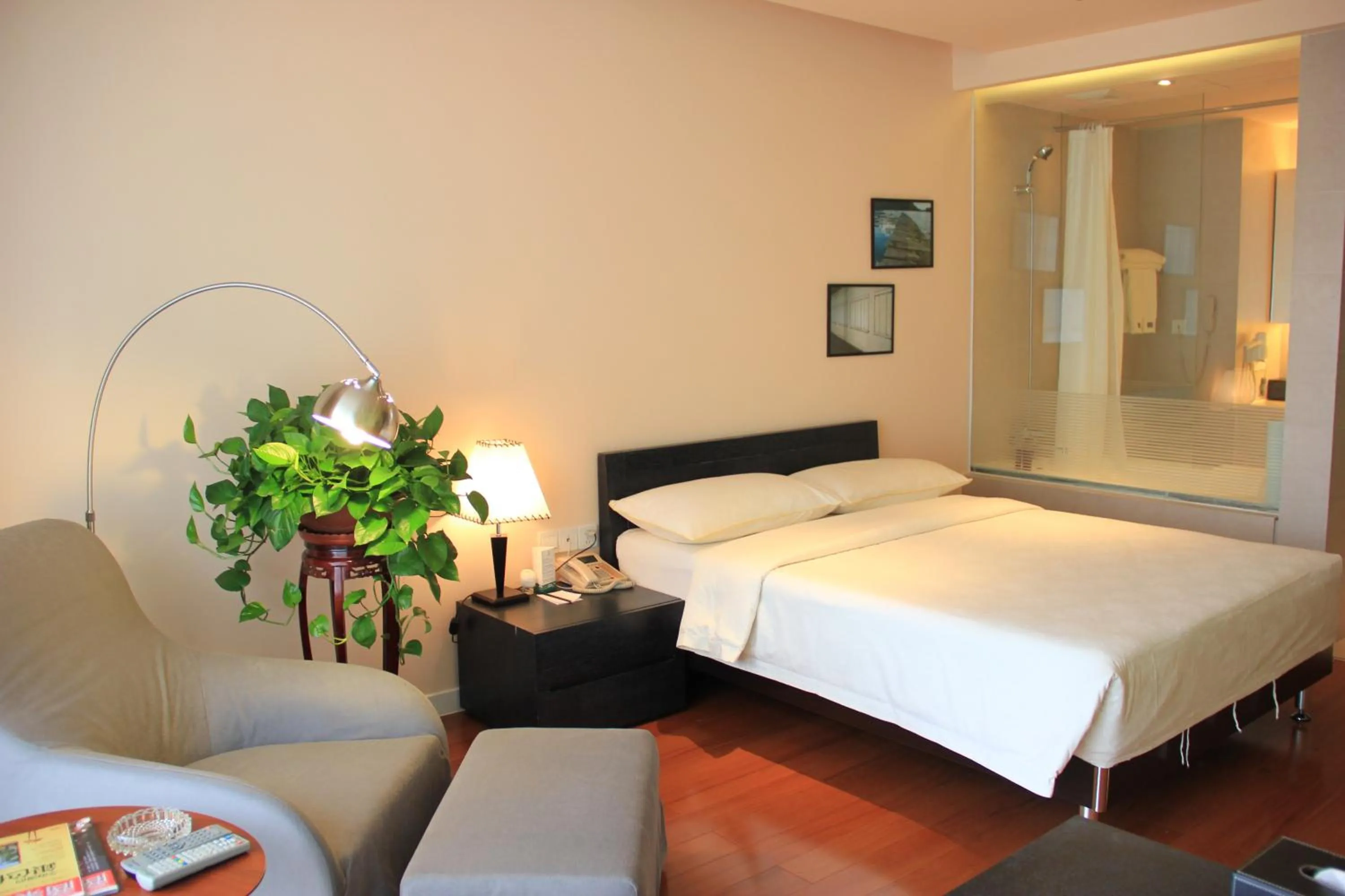 Photo of the whole room, Bed in Green Park Hotel Tianjin