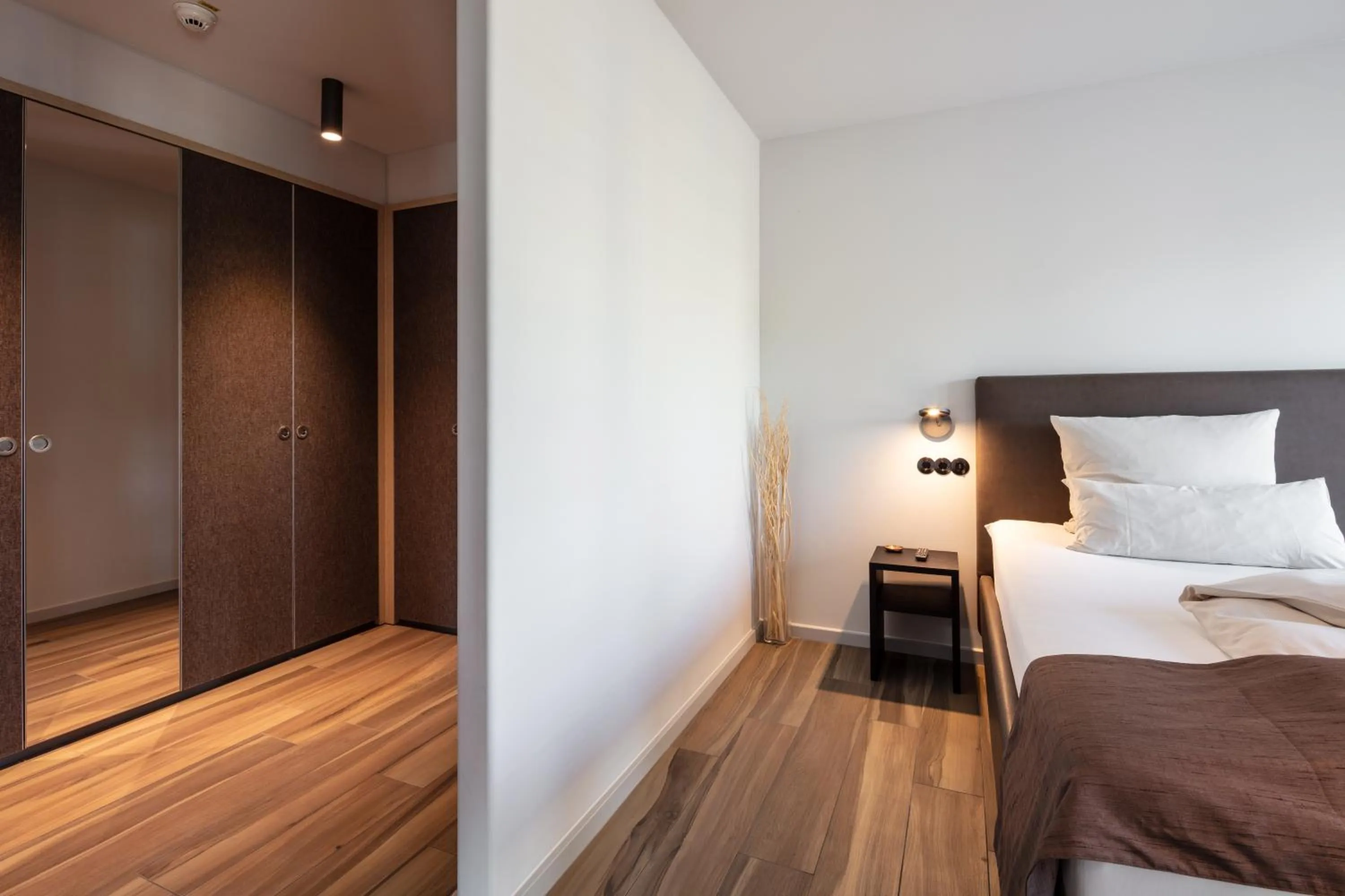 Bed in Golden Ball, Exclusive Serviced Apartments Munich