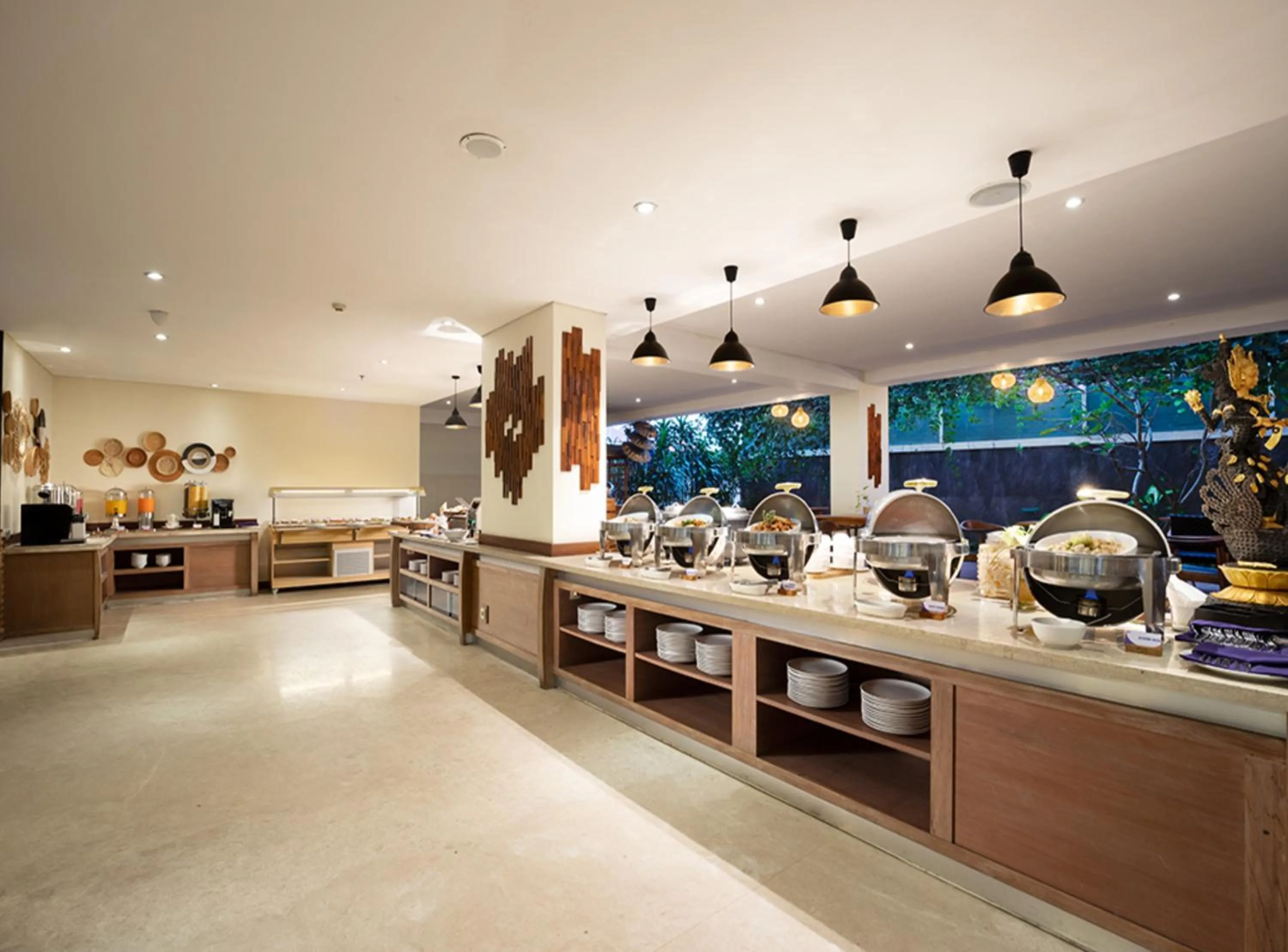 Restaurant/places to eat in FOX Hotel Jimbaran Beach Bali