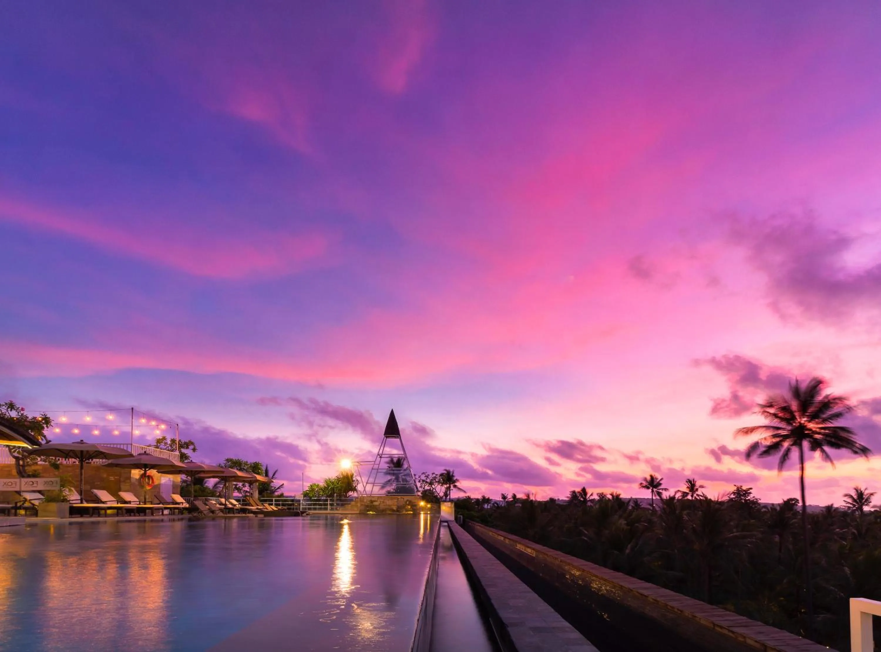 Restaurant/places to eat in FOX Hotel Jimbaran Beach Bali