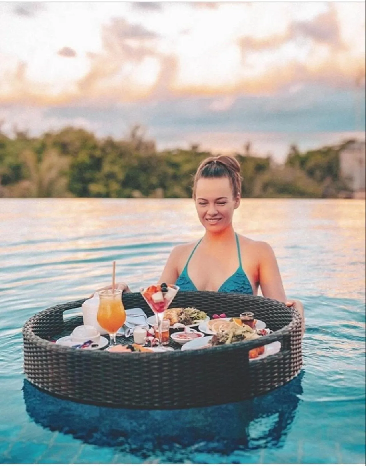 Swimming pool in FOX Hotel Jimbaran Beach Bali