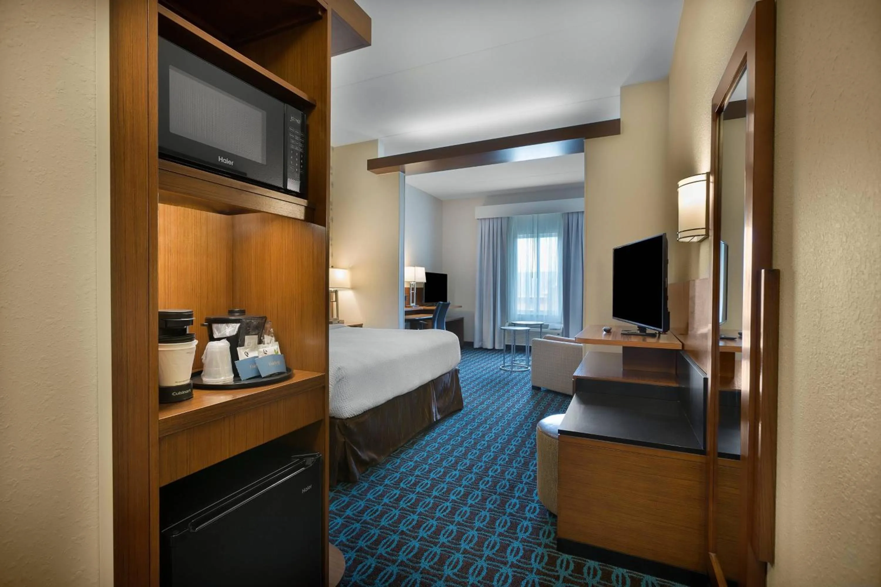 Photo of the whole room, Bed in Fairfield Inn & Suites by Marriott Rock Hill