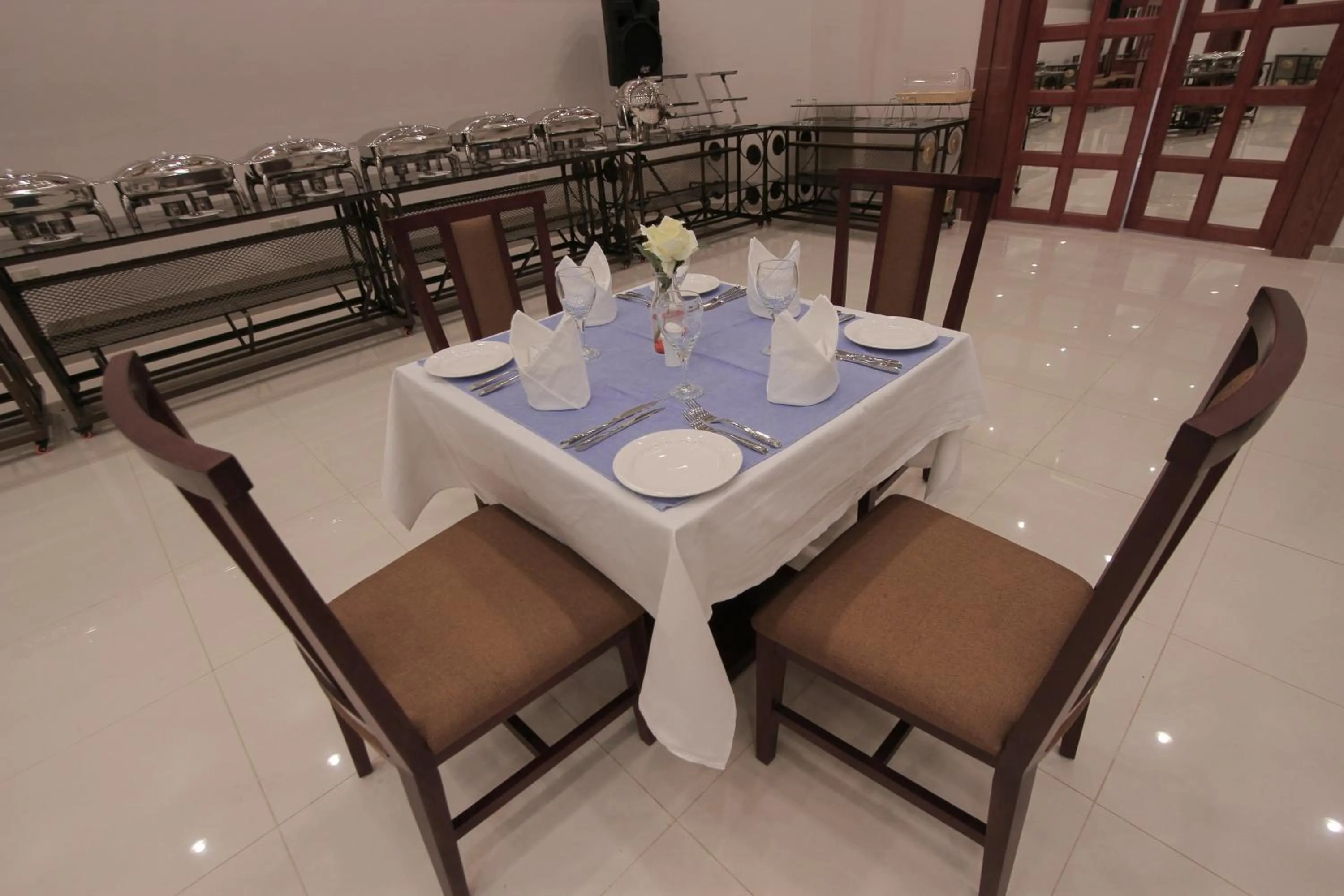 Restaurant/places to eat in Marsa Diba Hotel