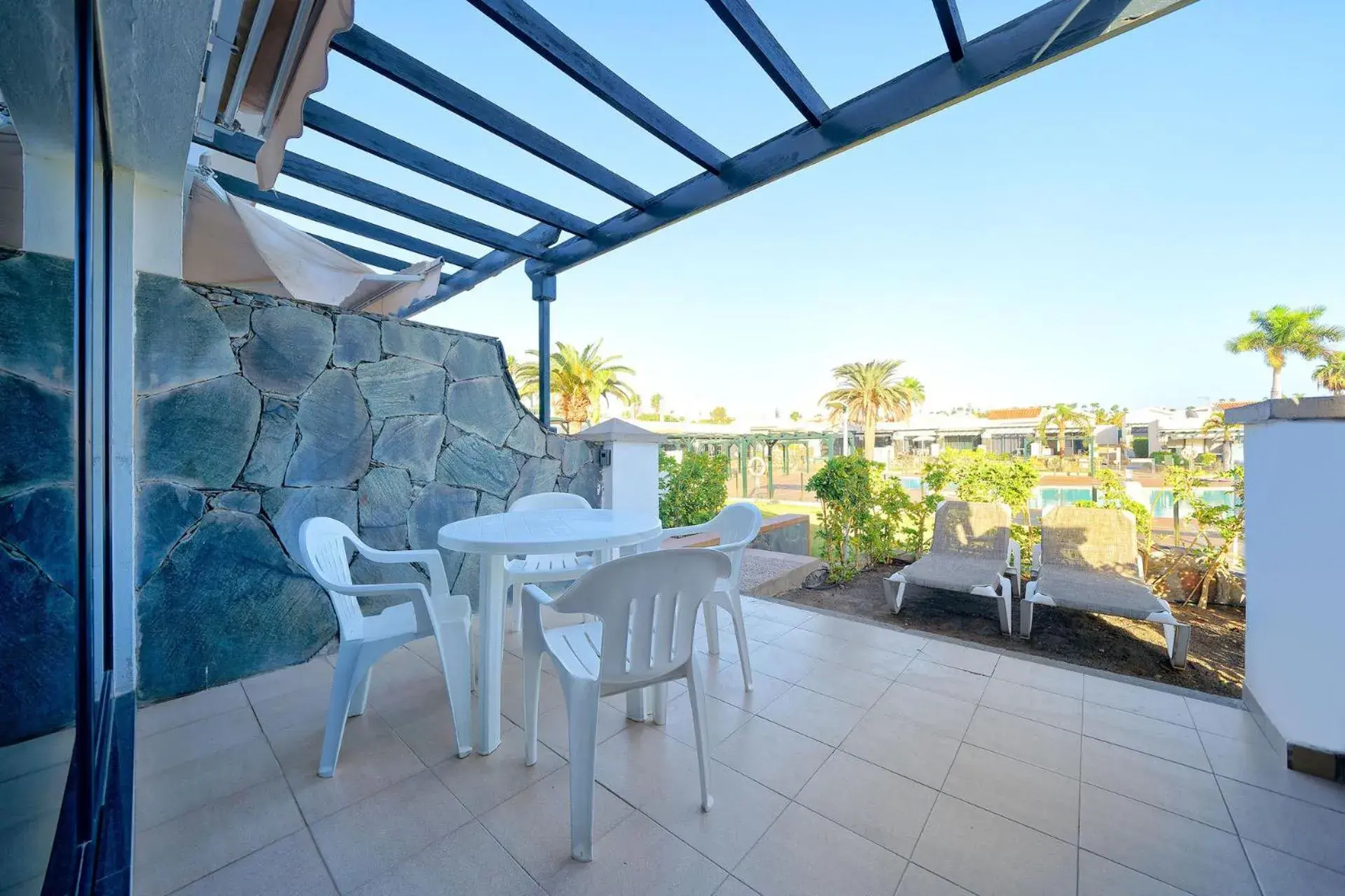 Standard Bungalow in Maspalomas Lago Canary Sunset Standard Bungalow in Maspalomas Lago Canary Sunset