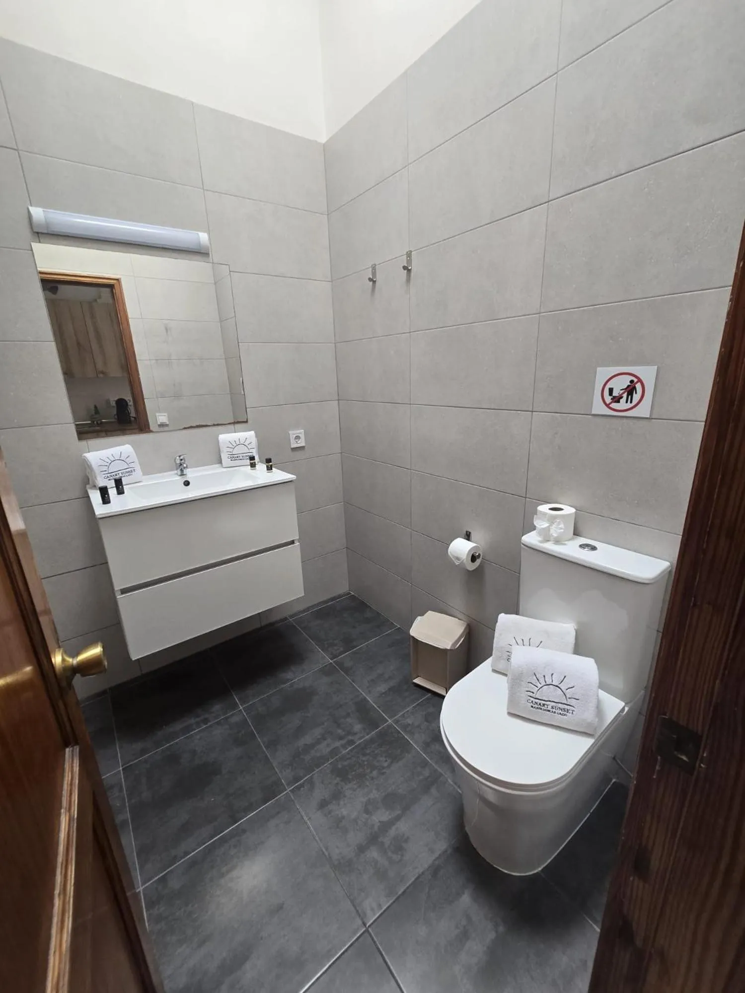 Maspalomas Lago Canary Sunset