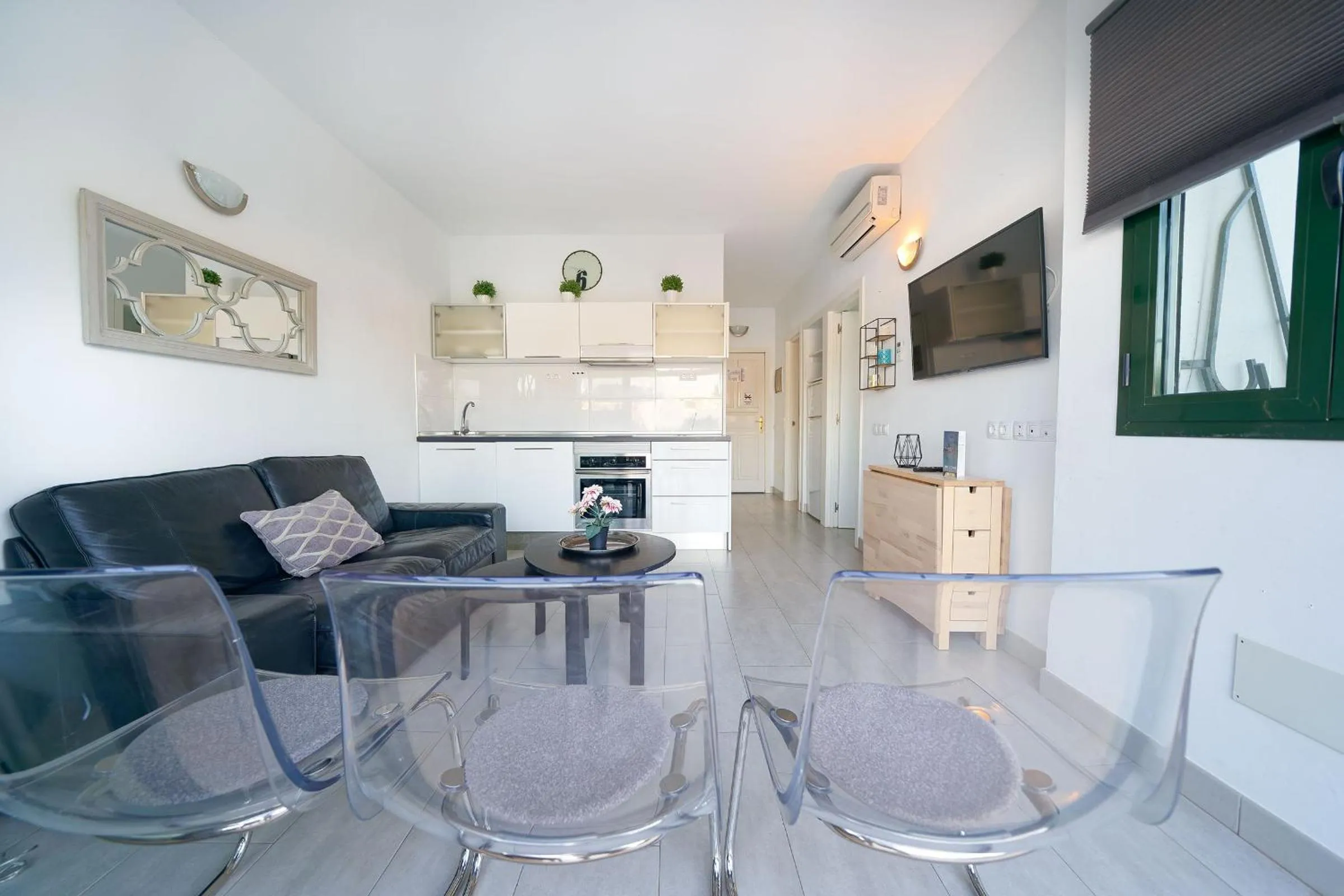 Kitchen or kitchenette in Maspalomas Lago Canary Sunset