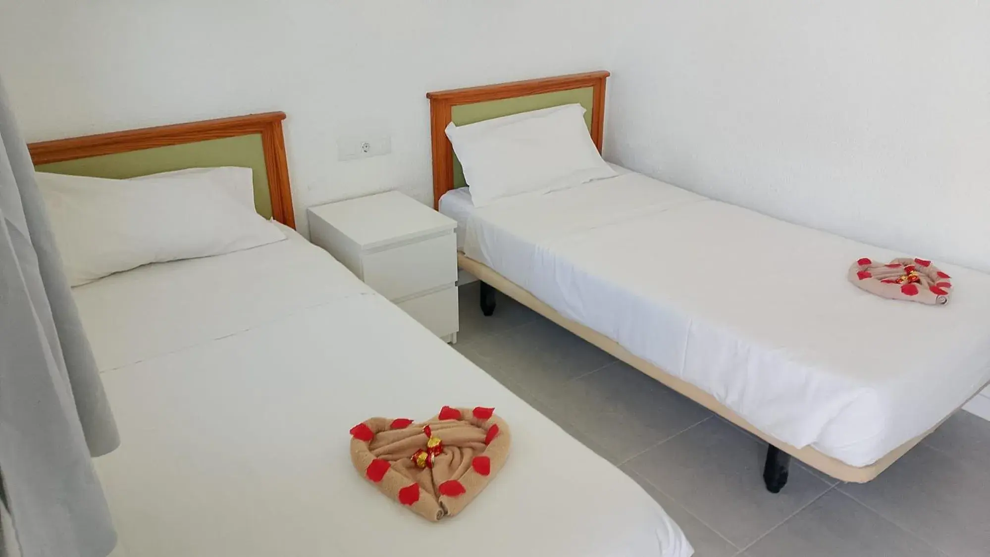 Standard Bungalow in Maspalomas Lago Canary Sunset Standard Bungalow in Maspalomas Lago Canary Sunset