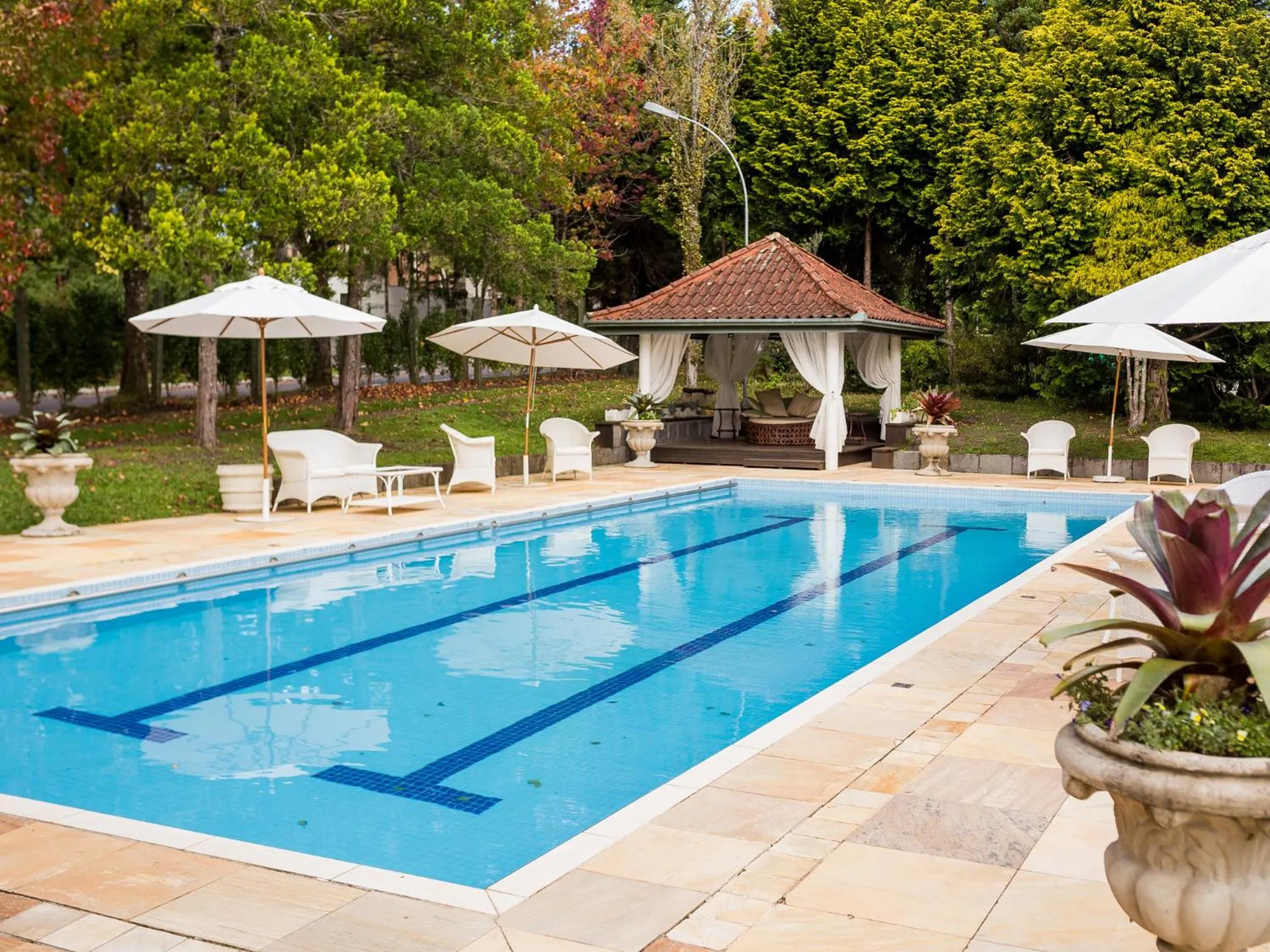 Swimming pool in Kurotel Centro Contemporâneo de Saúde e Bem Estar