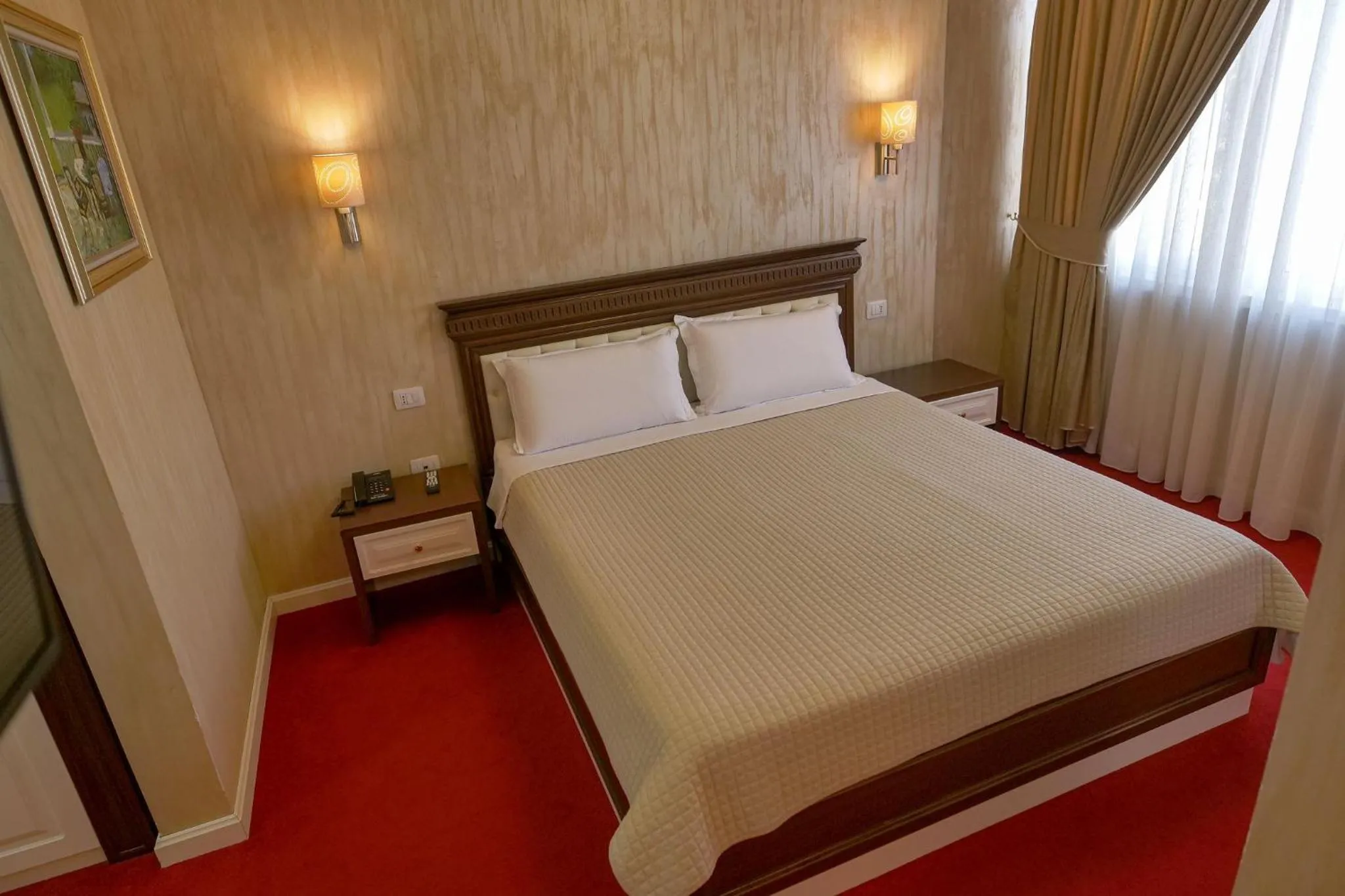 Photo of the whole room, Bed in Rozafa Hotel