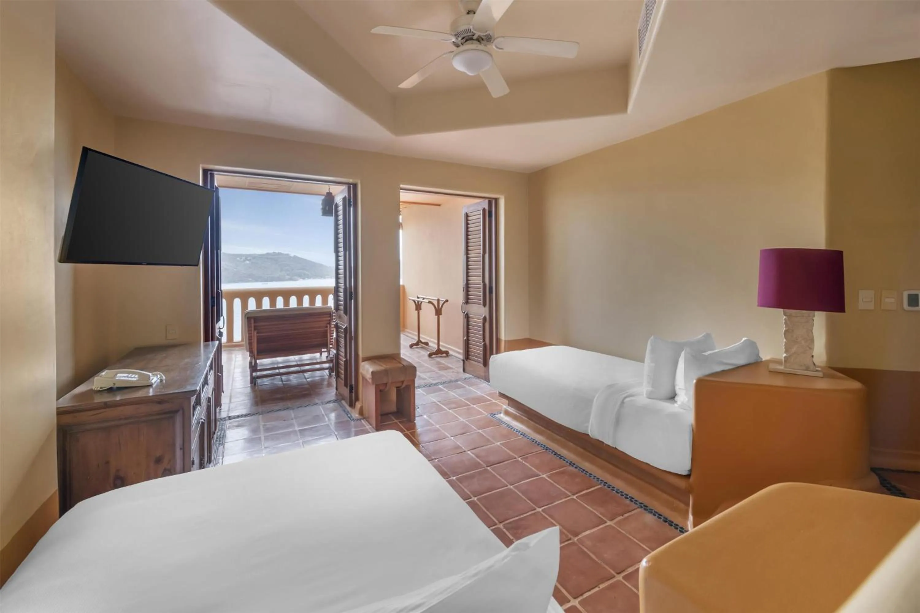 Bed in Hilton Grand Vacations Club Zihuatanejo