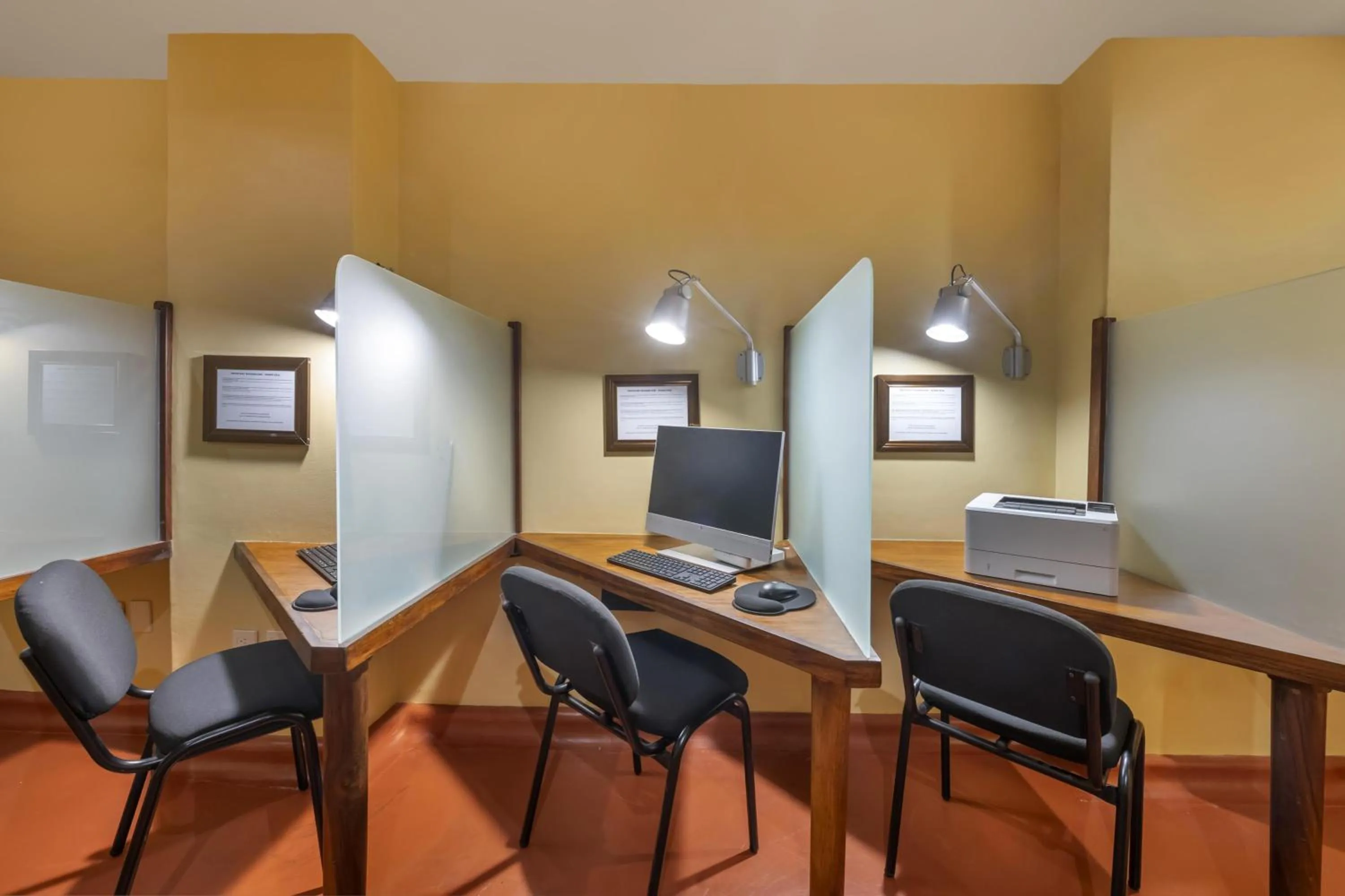 Business facilities in Hilton Grand Vacations Club Zihuatanejo