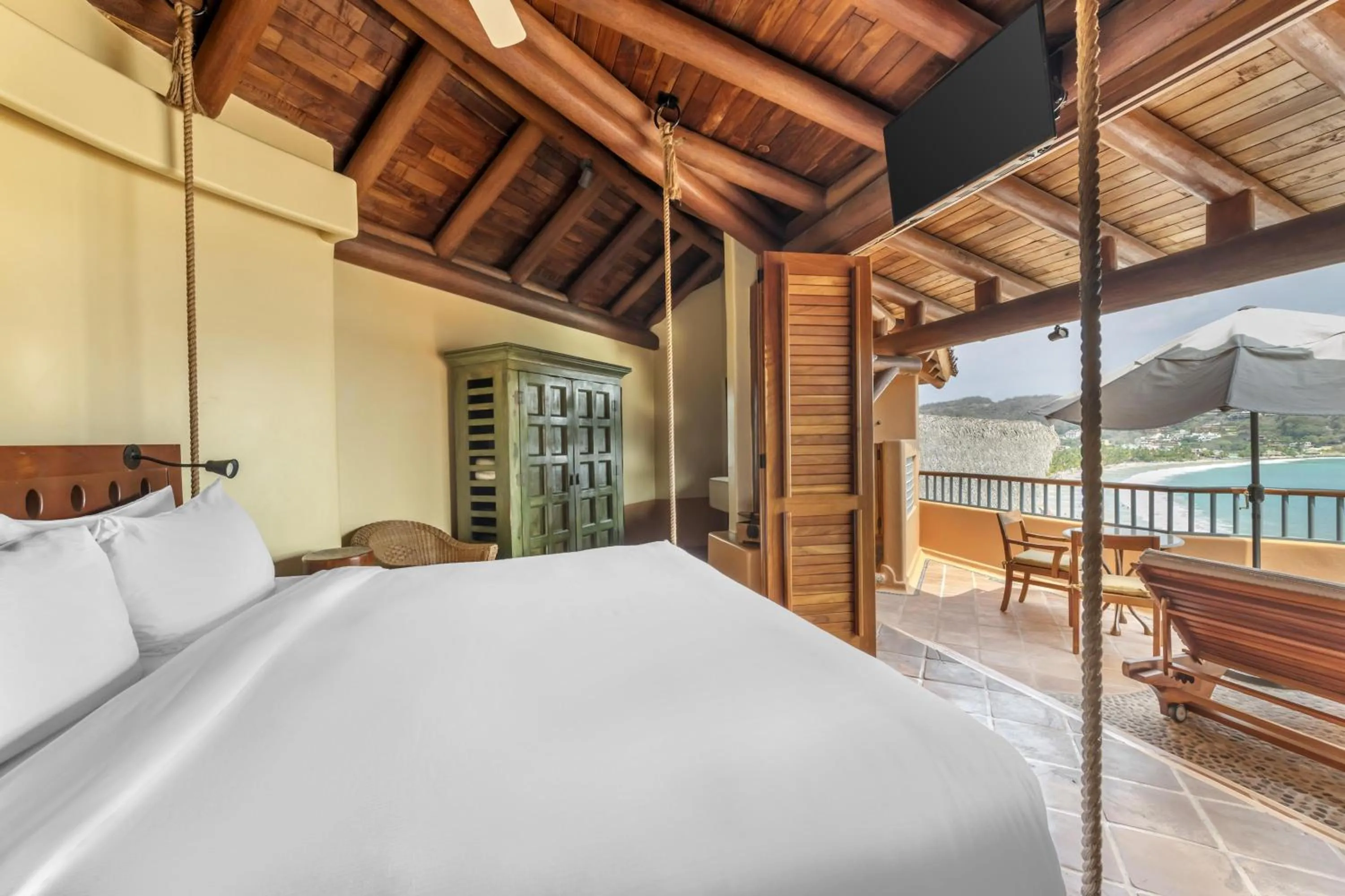 Bed in Hilton Grand Vacations Club Zihuatanejo