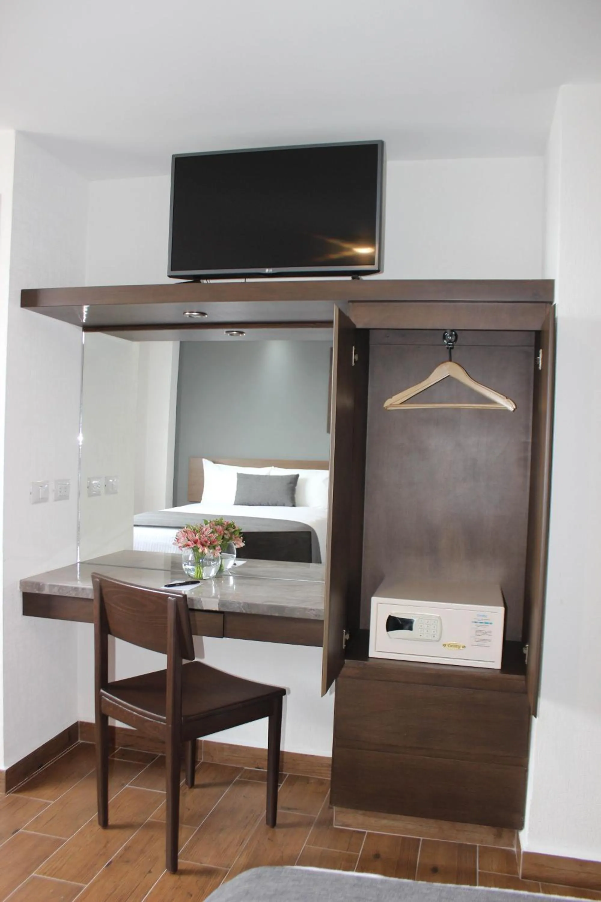 Bedroom, Bed in Eco Hotel Guadalajara Expo