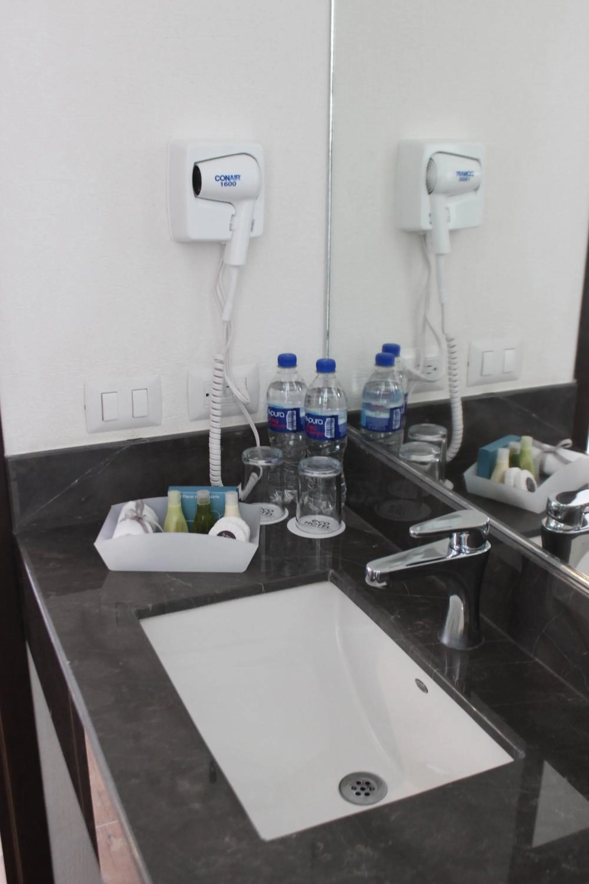 Bathroom in Eco Hotel Guadalajara Expo