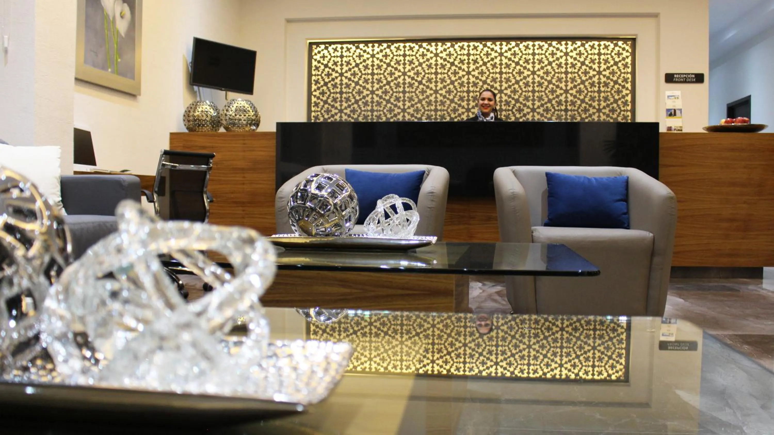 Lobby or reception in Eco Hotel Guadalajara Expo