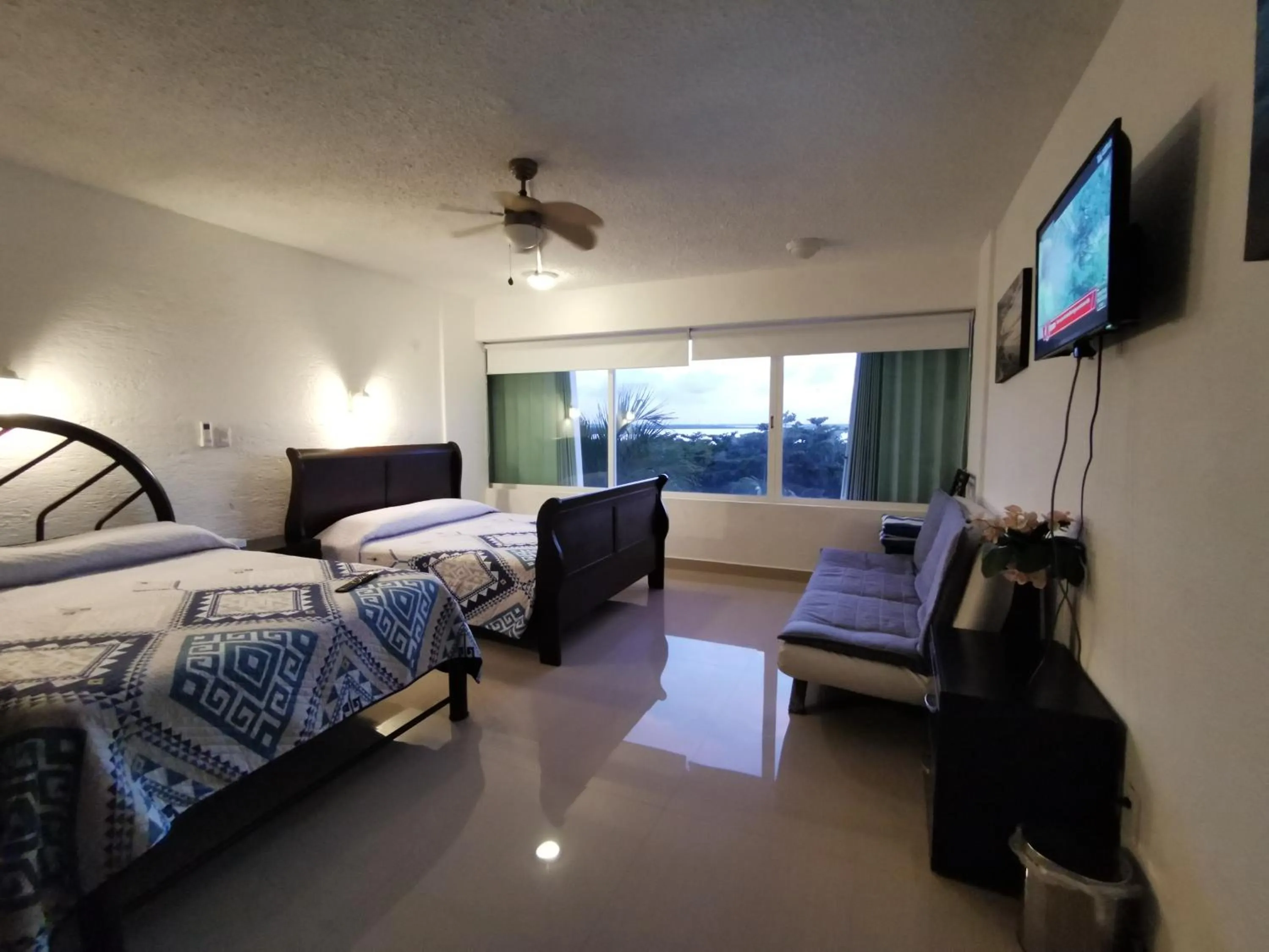 Bed in Suites Brisas Cancun