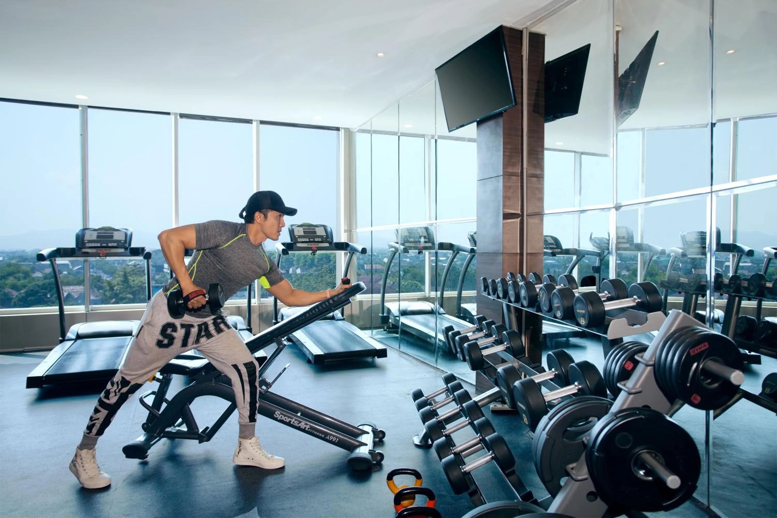 Platinum Adisucipto Hotel & Conference Center