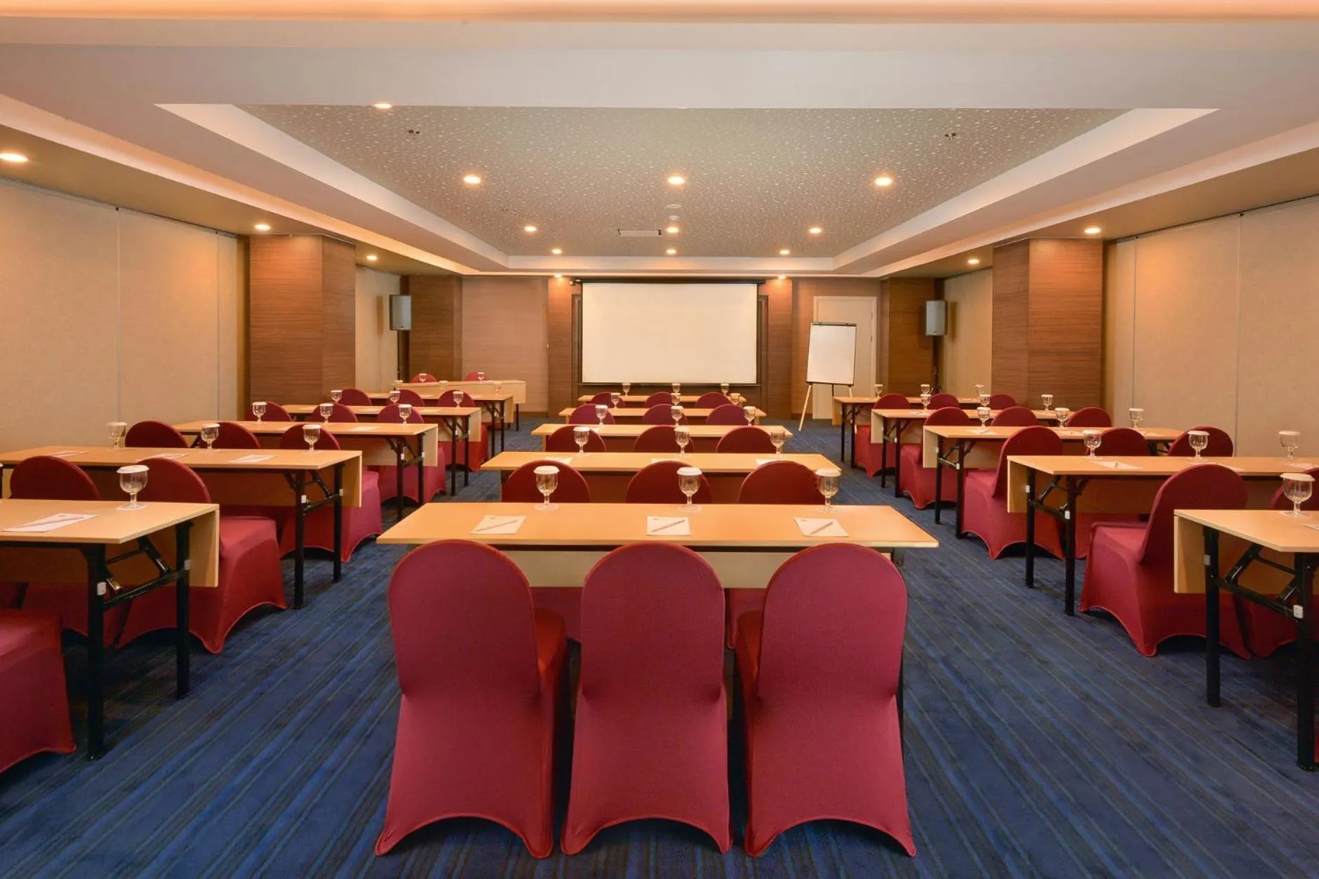 Banquet/Function facilities in Platinum Adisucipto Hotel & Conference Center