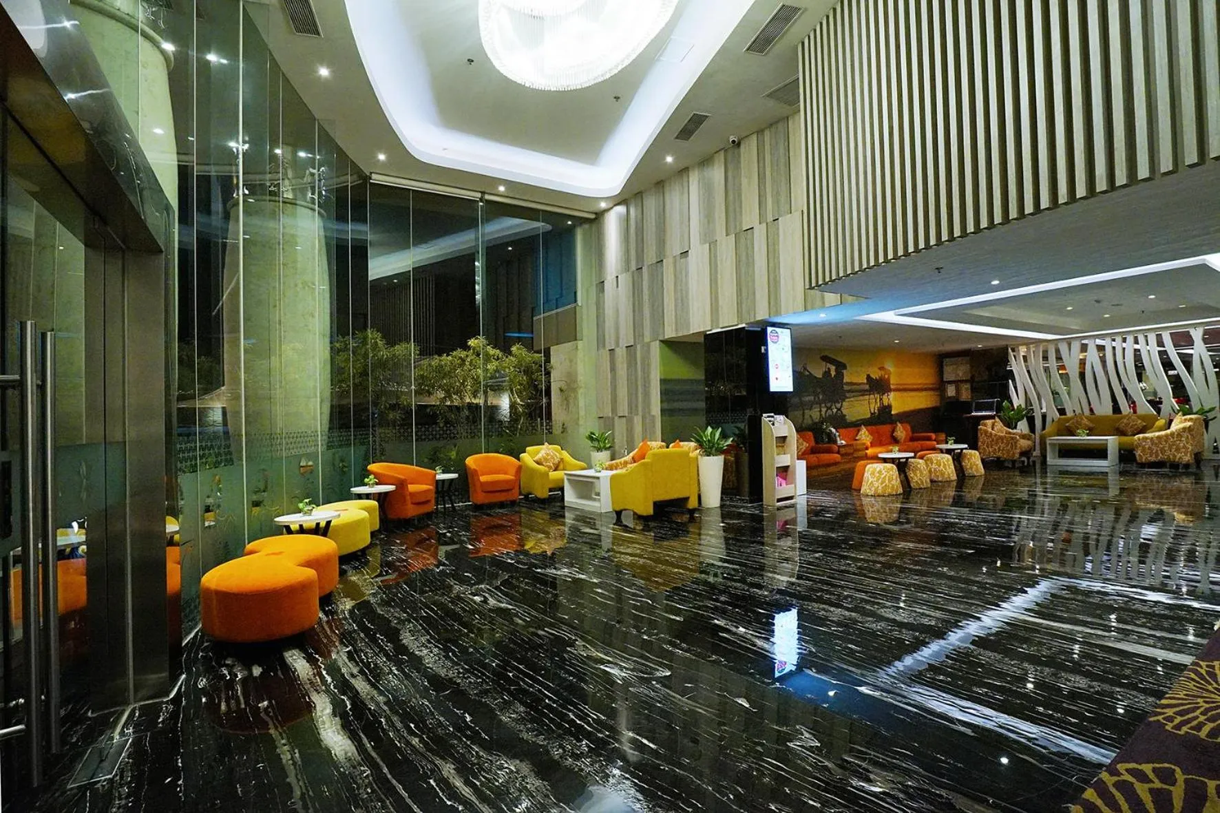 Platinum Adisucipto Hotel & Conference Center